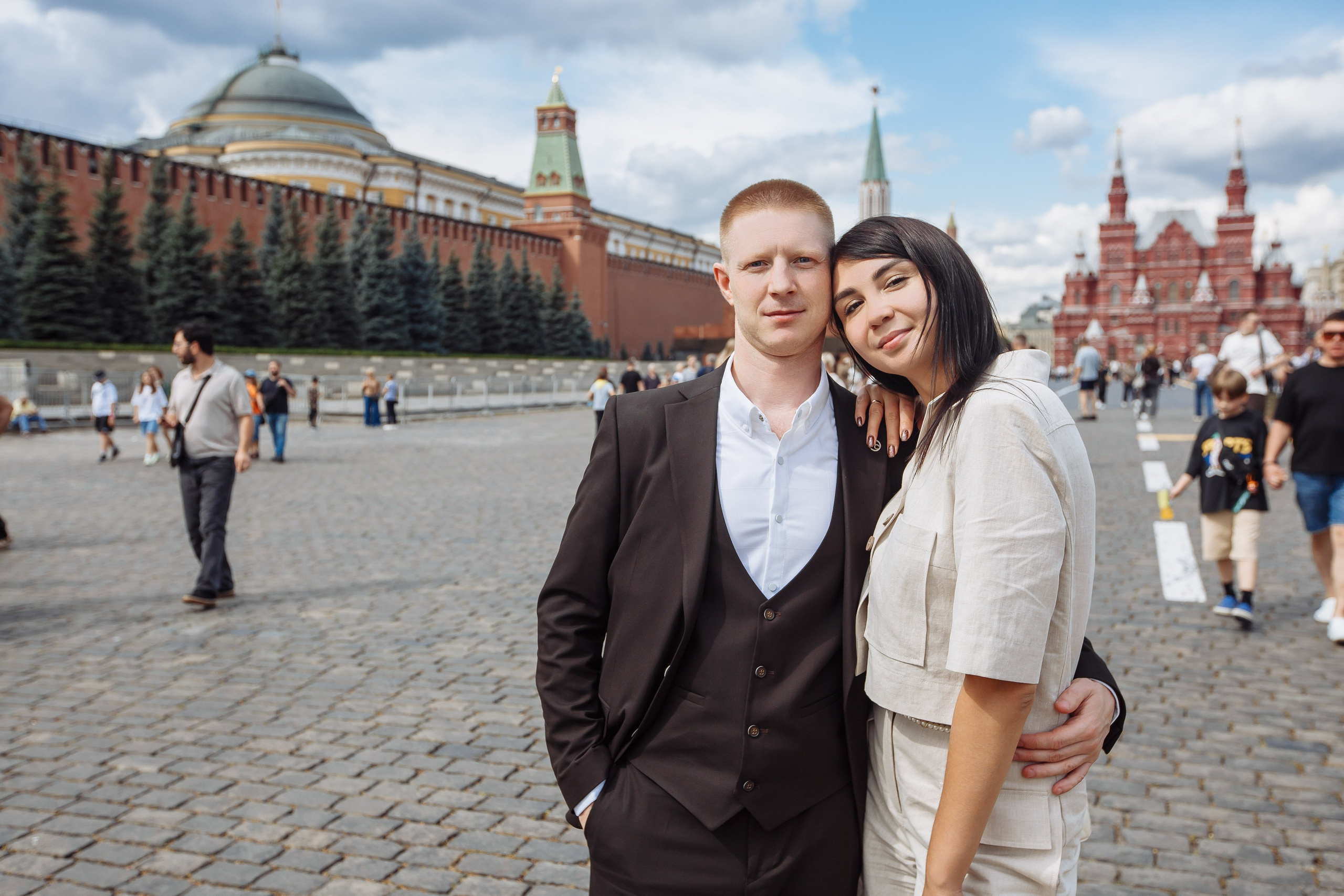 Фотосессия в Москве по самому центру столицы с профессиональным фотографом знающим город Павлом Кором, узнайте стоимость, готовность 1-5 дней