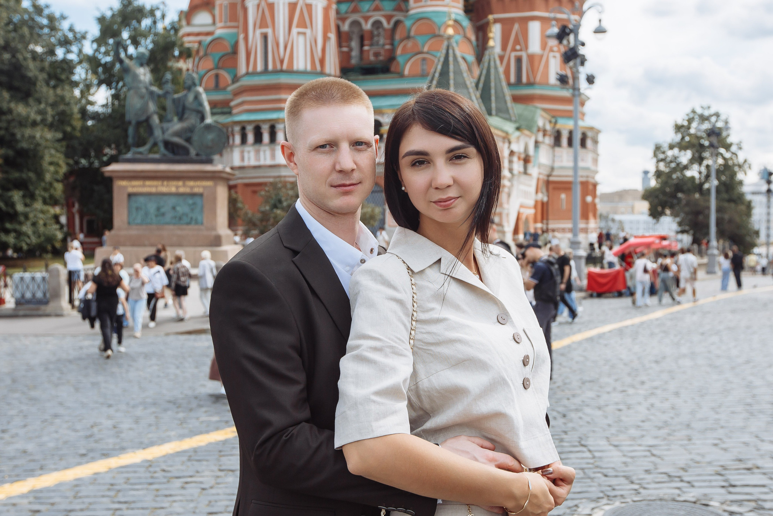 Фотосессия в Москве от профессионального фотографа, проведу вас по самому центру столицы, расскажу и впишу вас в историю великой России