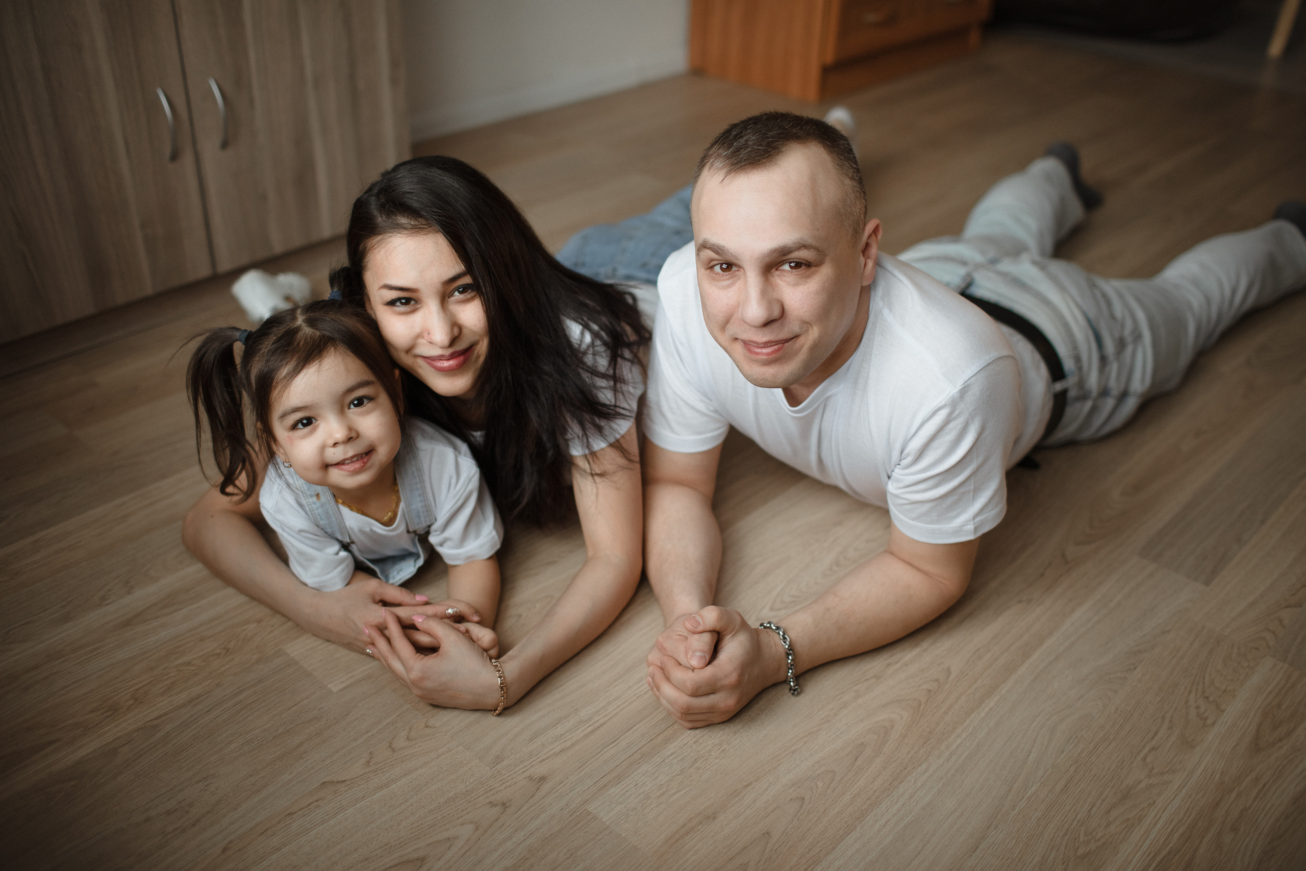 Крис, Саша и Маша. Ваша история в фотографиях