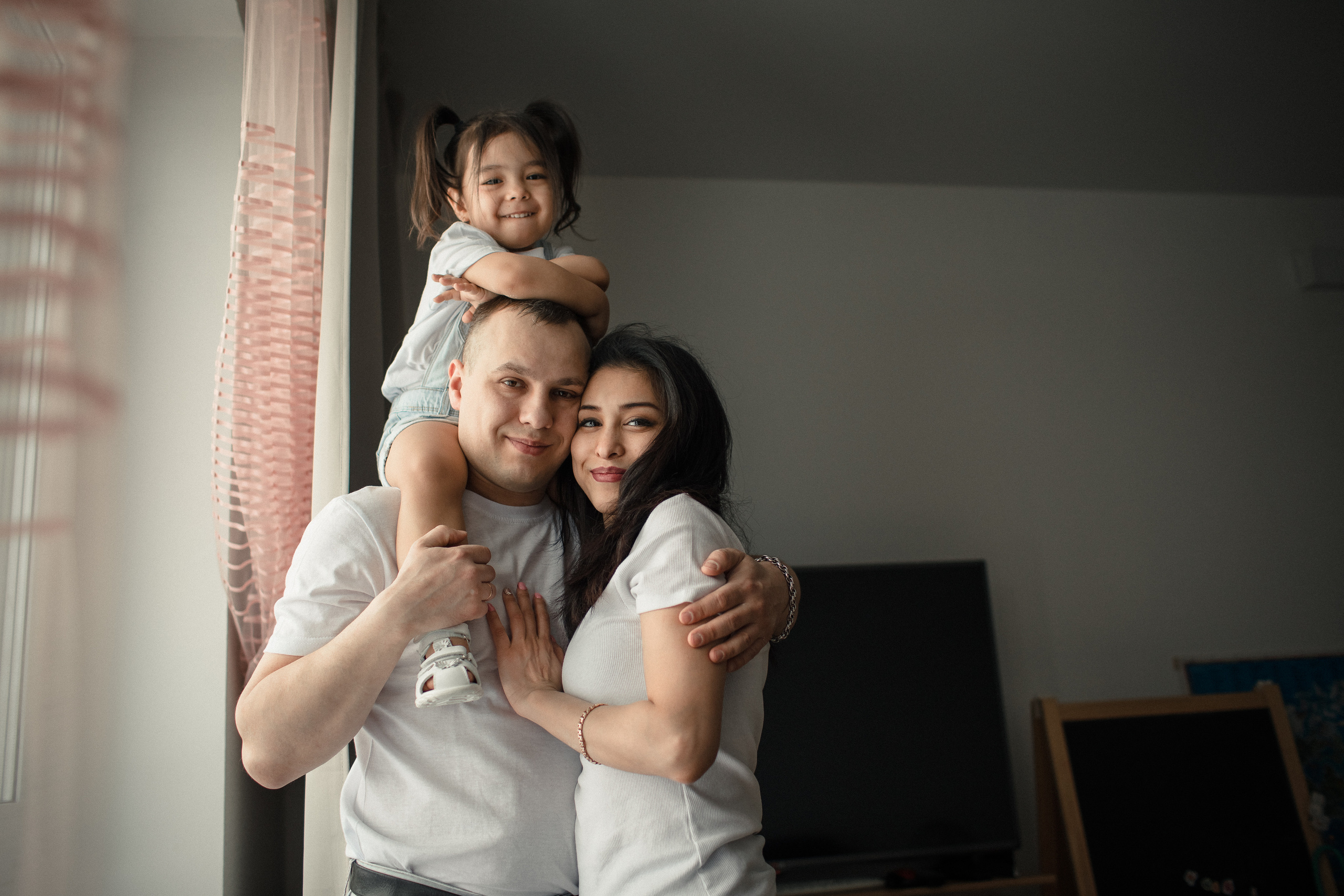 Крис, Саша и Маша. Ваша история в фотографиях