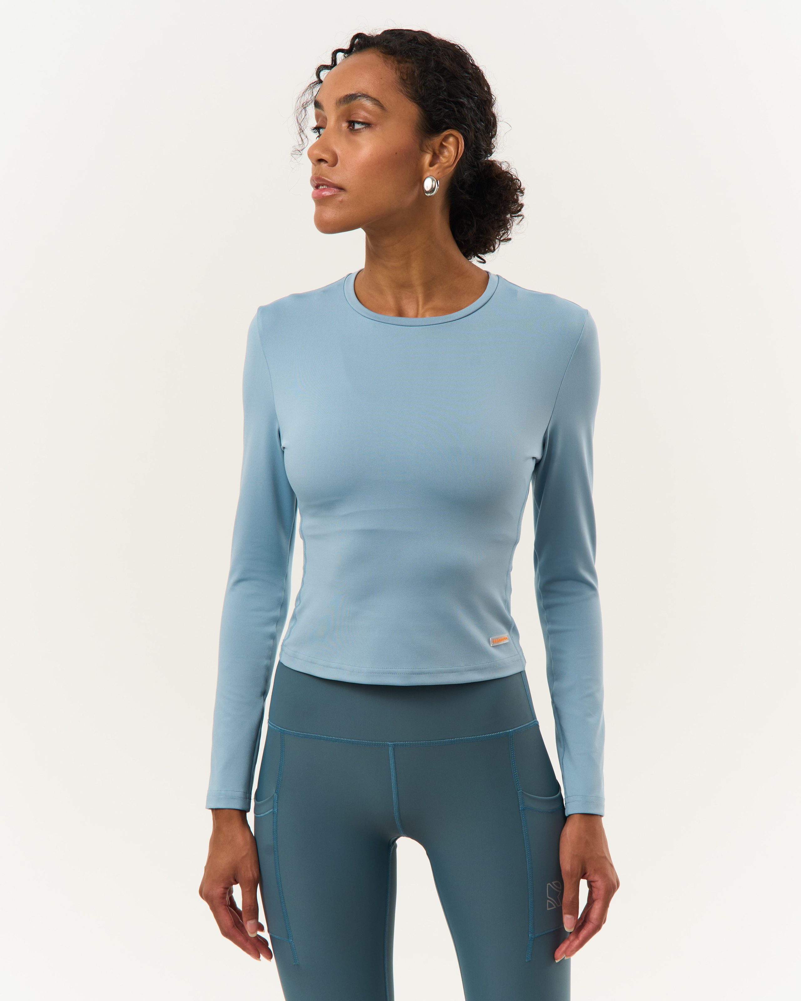 RAQUETA. 595 Production