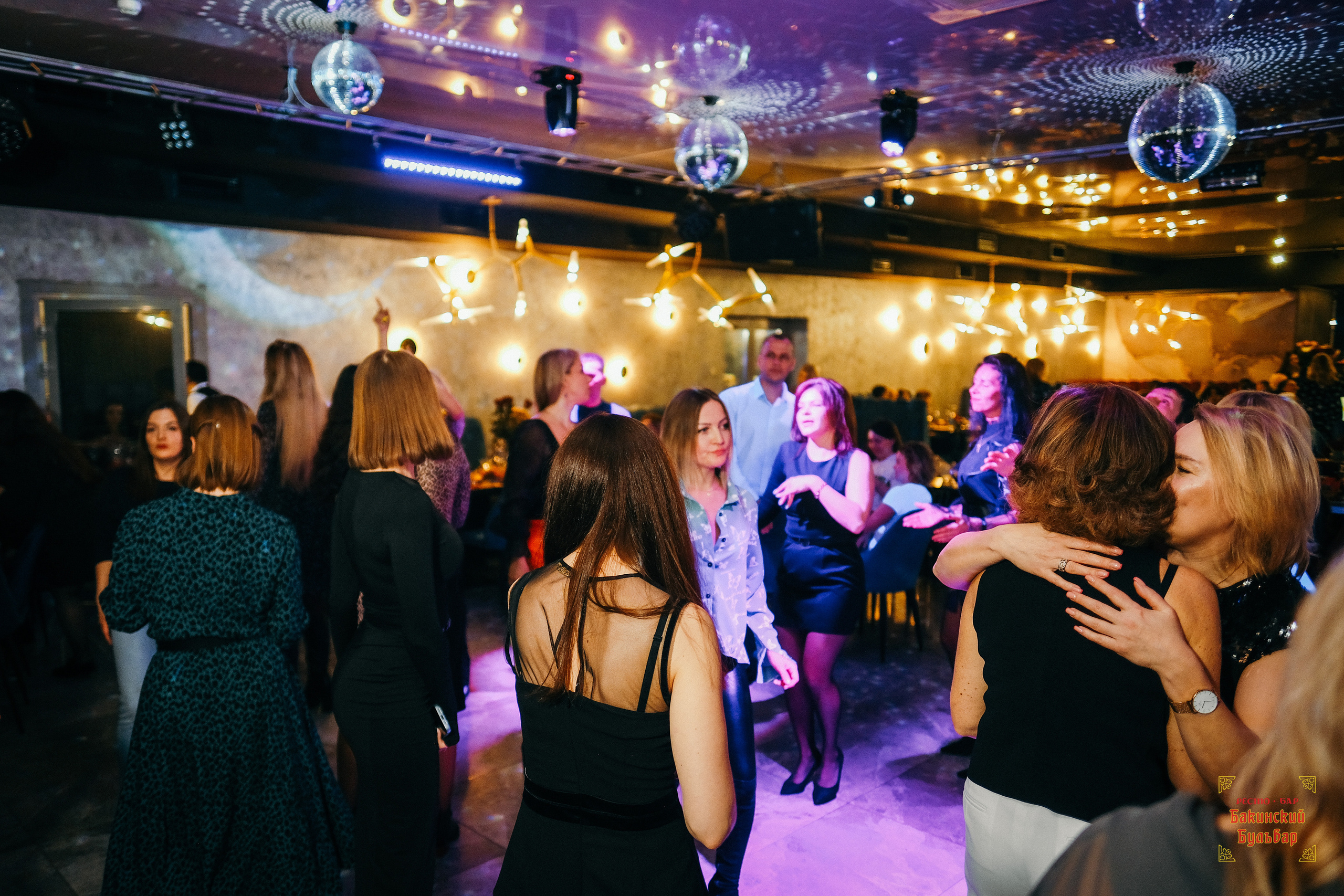 Концерт Idris & Leos. Свадебный и репортажной фотограф Денис Ожигин в Краснодаре и Краснодарском крае