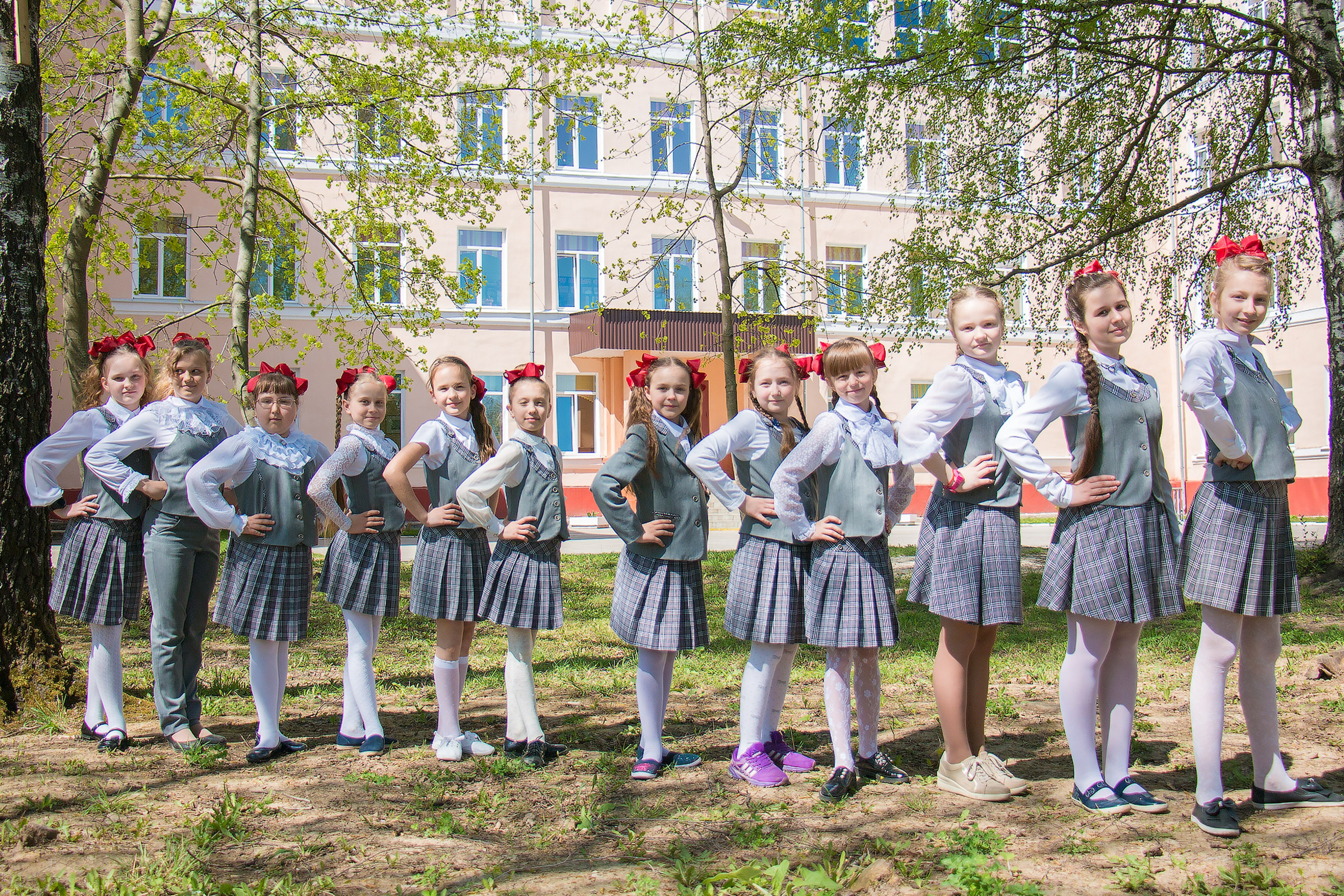 Сюжетные фотографии. Выпускные альбомы и фильмы