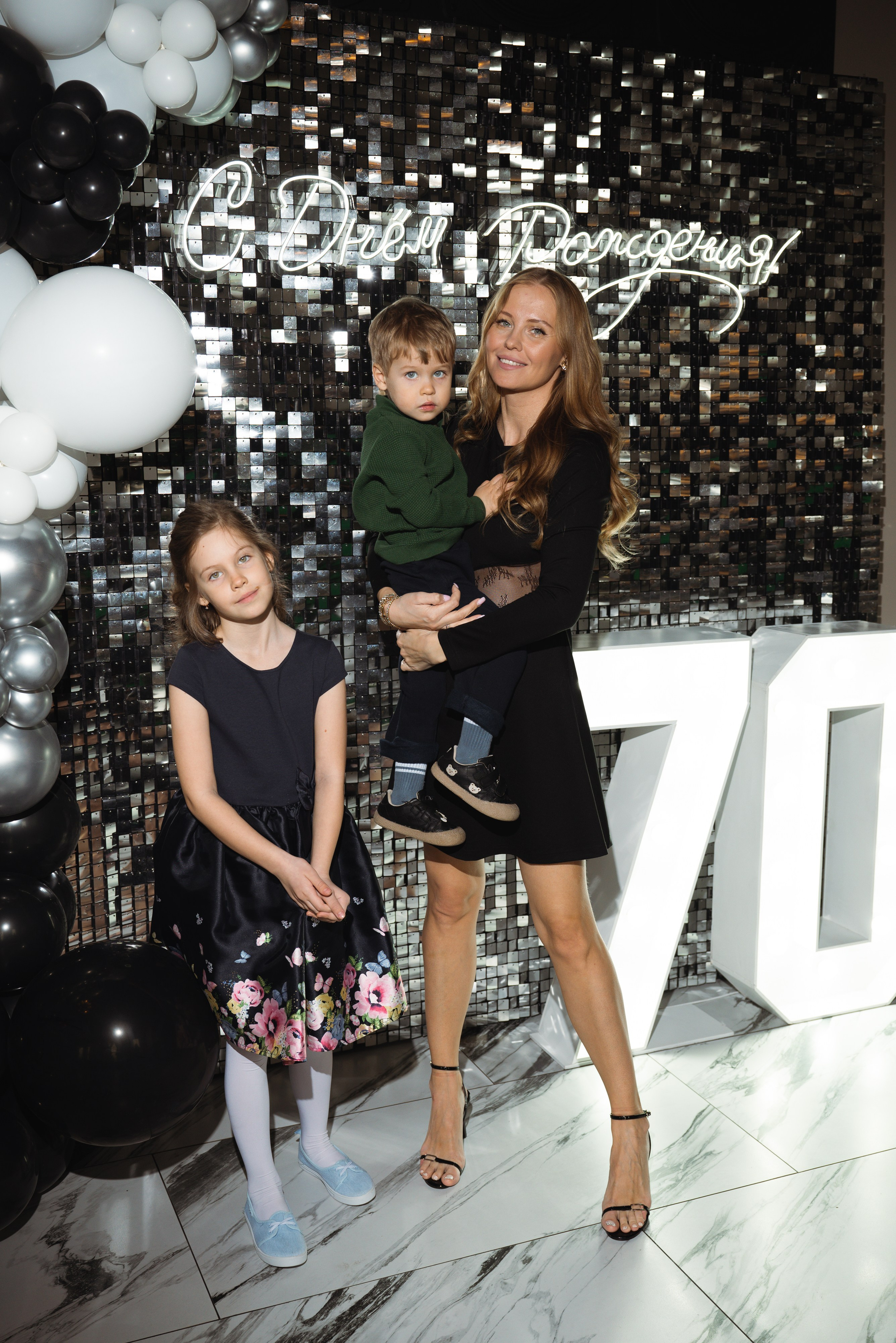 Юбилей 70 лет. Фотограф Москва Настя Профотовна. Репортажные, свадебные и контент фотосессии