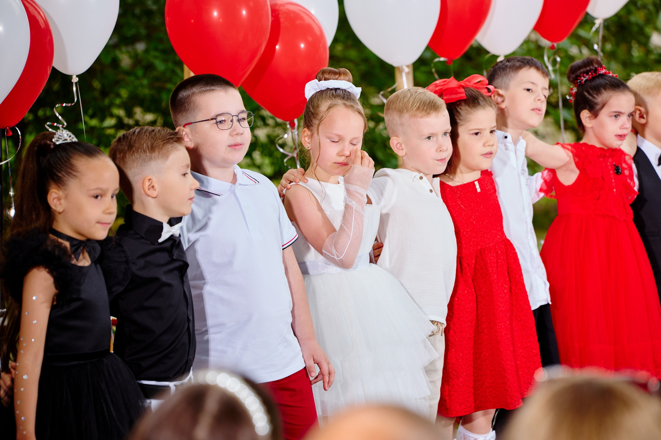 Выпускной 45 сад. Фотограф Выпускные альбомы Таганрог Сергей Коробченко