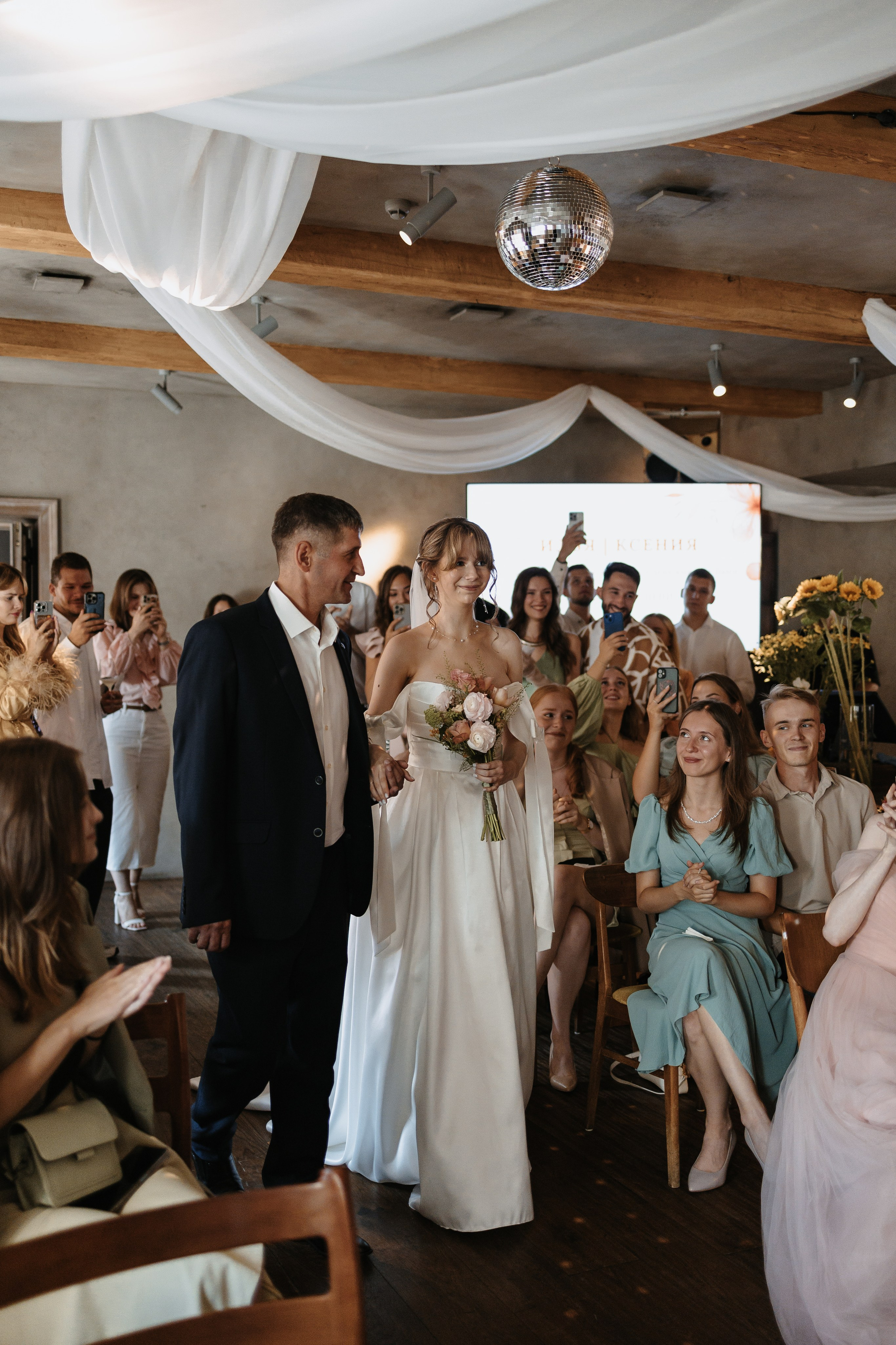 Илья и Ксюша (2024). Свадебный и семейный фотограф в Москве Яна Шувалова