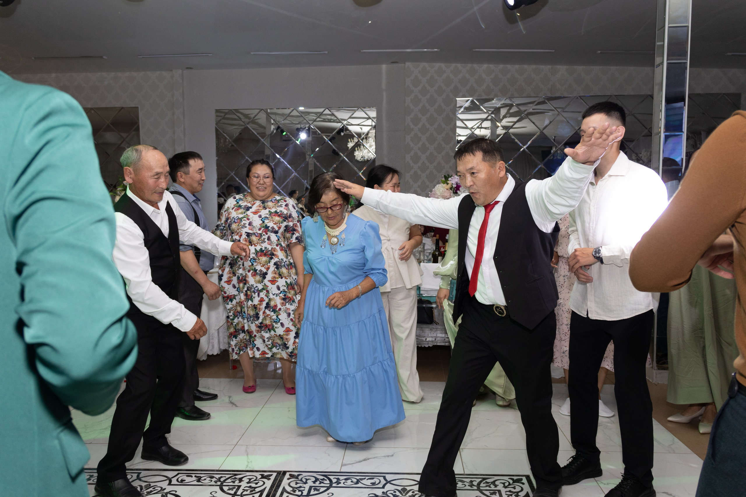 Сайыына, Данил. Фотограф Якутск Зоя Николаева