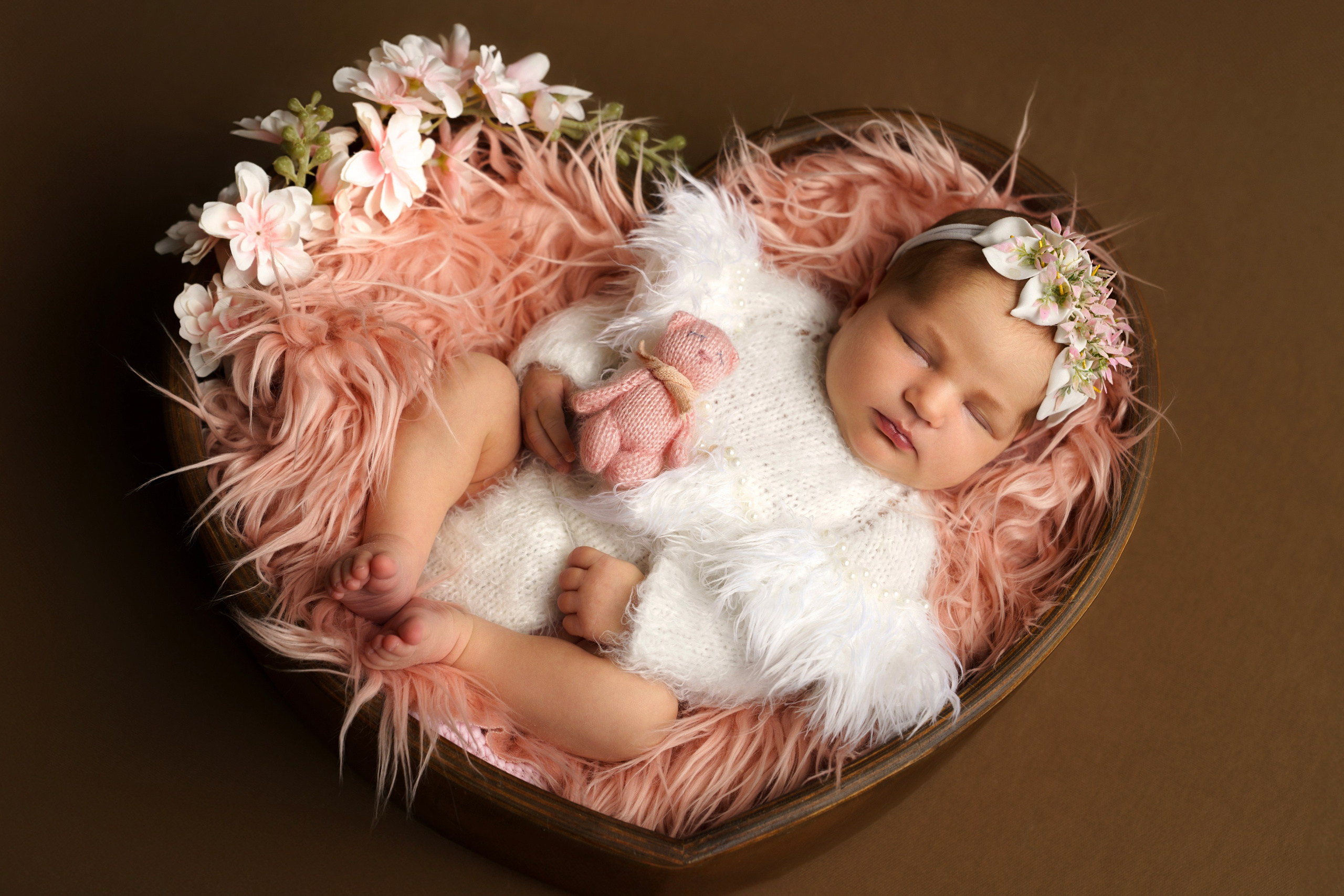 Фотосессия новорожденного (newborn). Фотограф новорожденных, детей до года и беременных в Симферополе