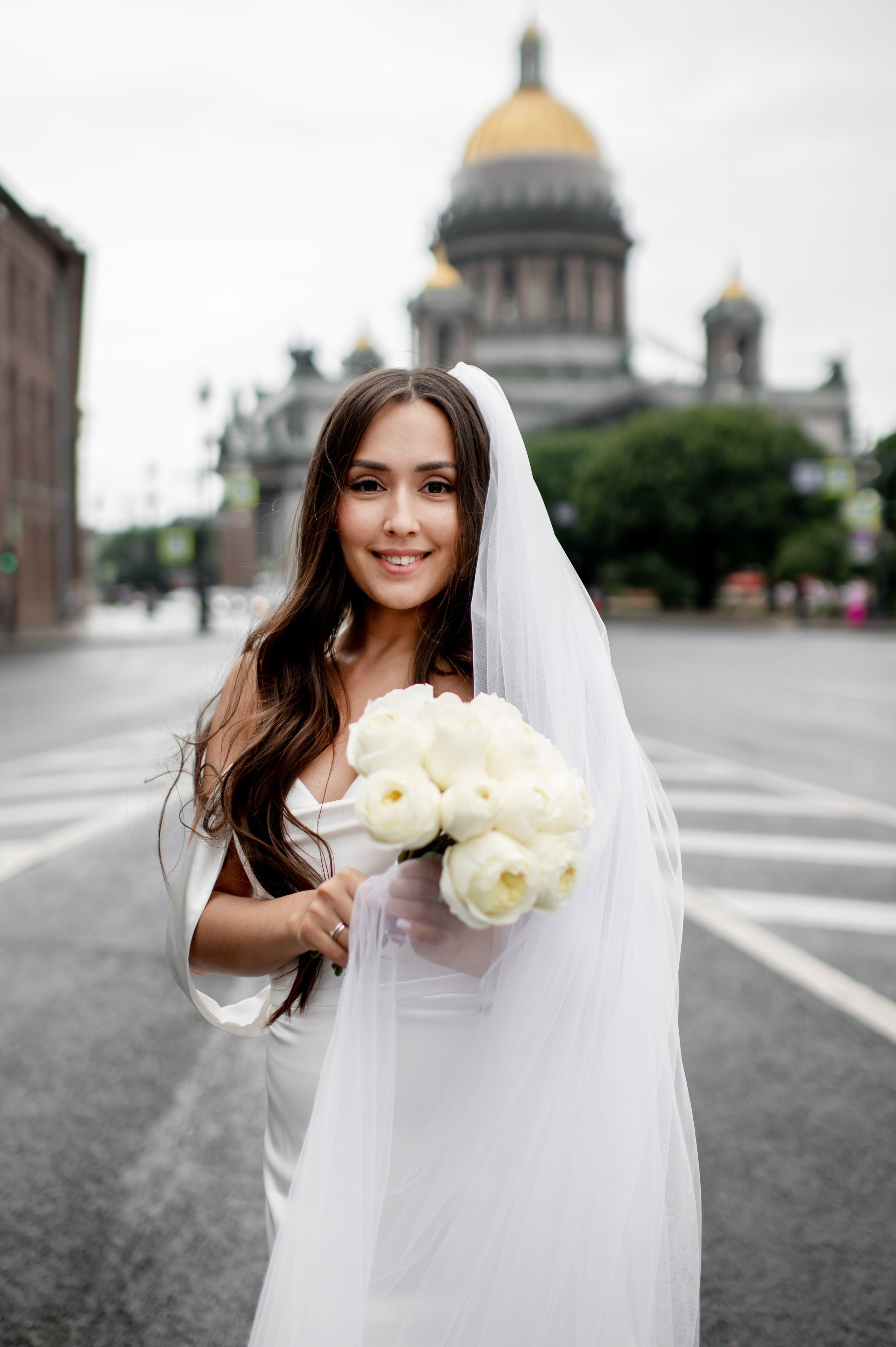 Классическая свадебная фотосессия Аины и Антона по самым красивым местам для свадебной прогулки в Санкт-Петербурге. Портретный, семейный и свадебный фотограф в Санкт-Петербурге и в Пушкине Ширяев Денис