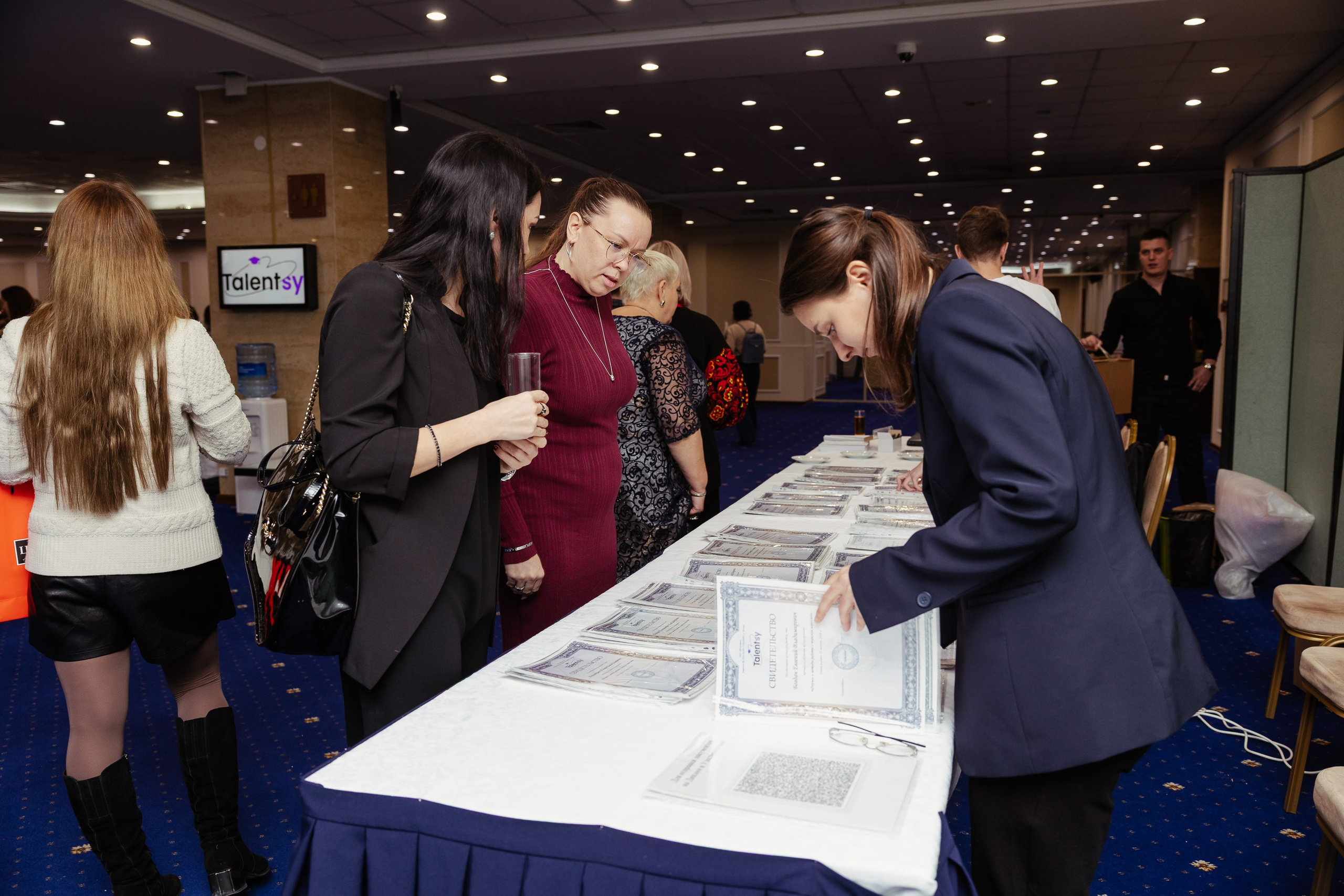 Talentsy выпускной. Портретный и репортажный фотограф в Москве Олеся Лисарк