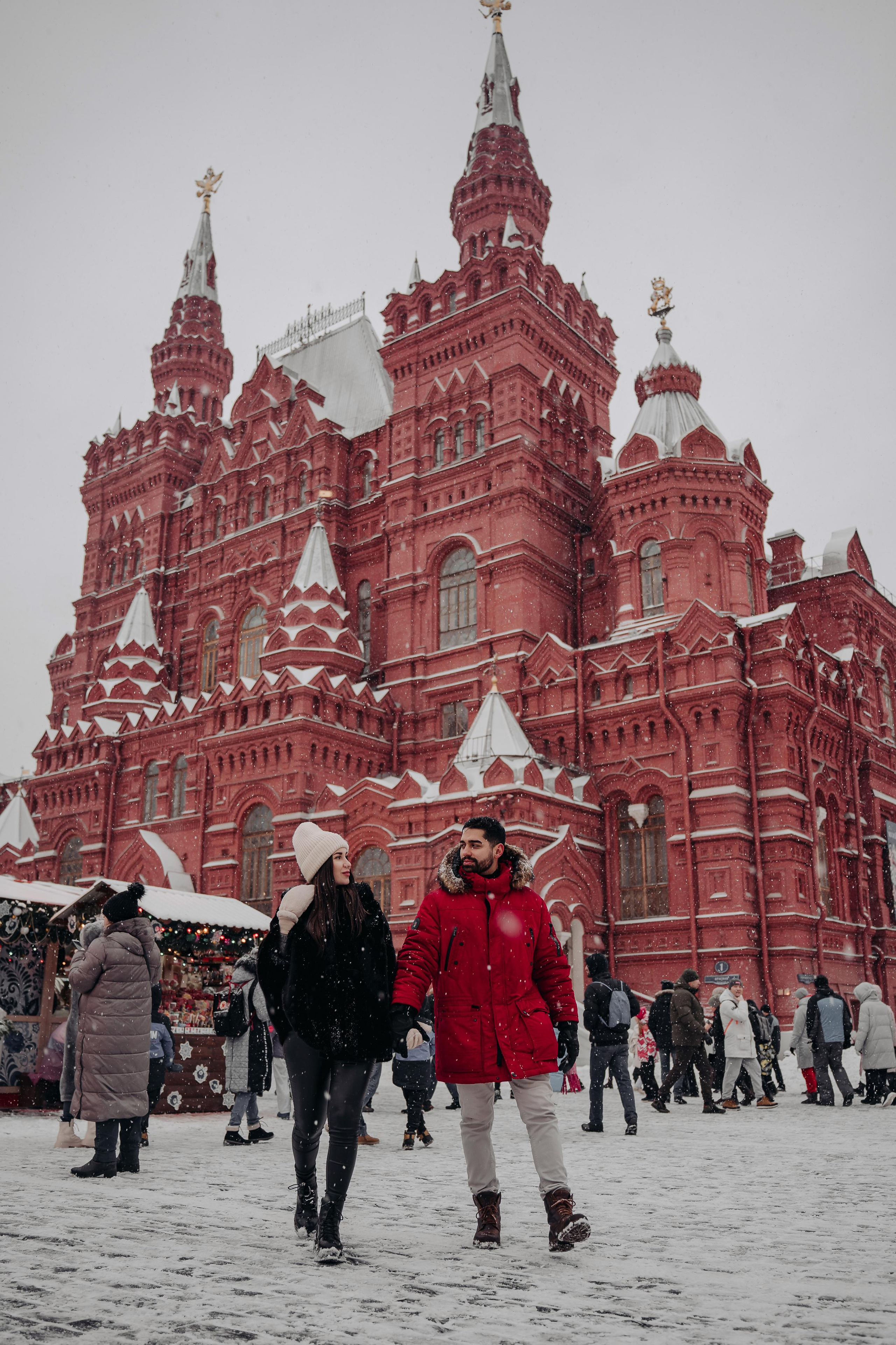 Новогодняя фотосессия на Красной площади для Мигеля и Марины