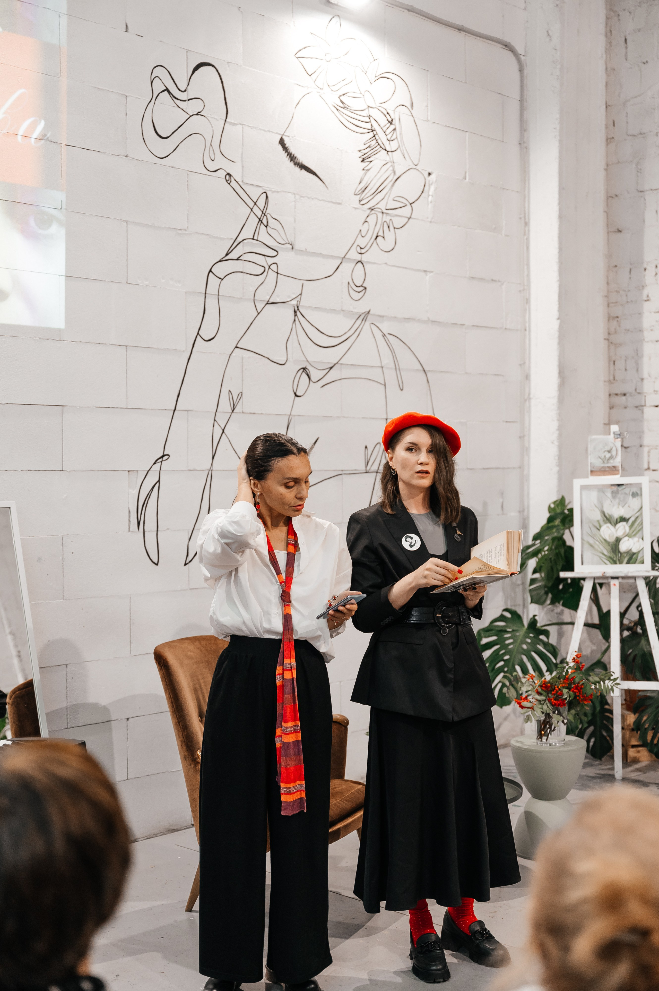 Вечер поэзии Цветаевой, клуб Читалка. Wedding and family photographer USA