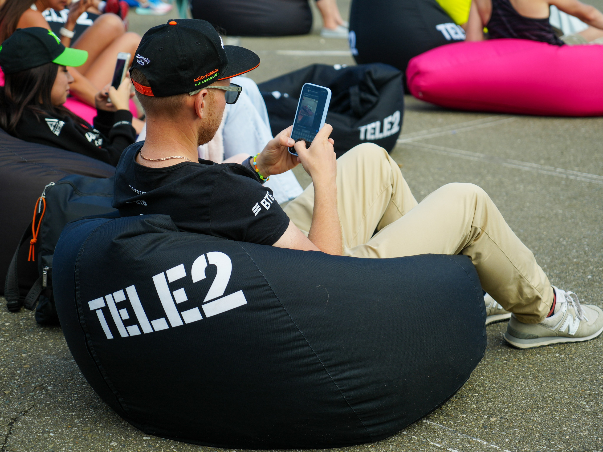 Фотоотчет партнерской интеграции для компании TELE2 на фестивале Ironstar. Репортажный фотограф в Красной Поляне и Сочи Павлюченко Екатерина