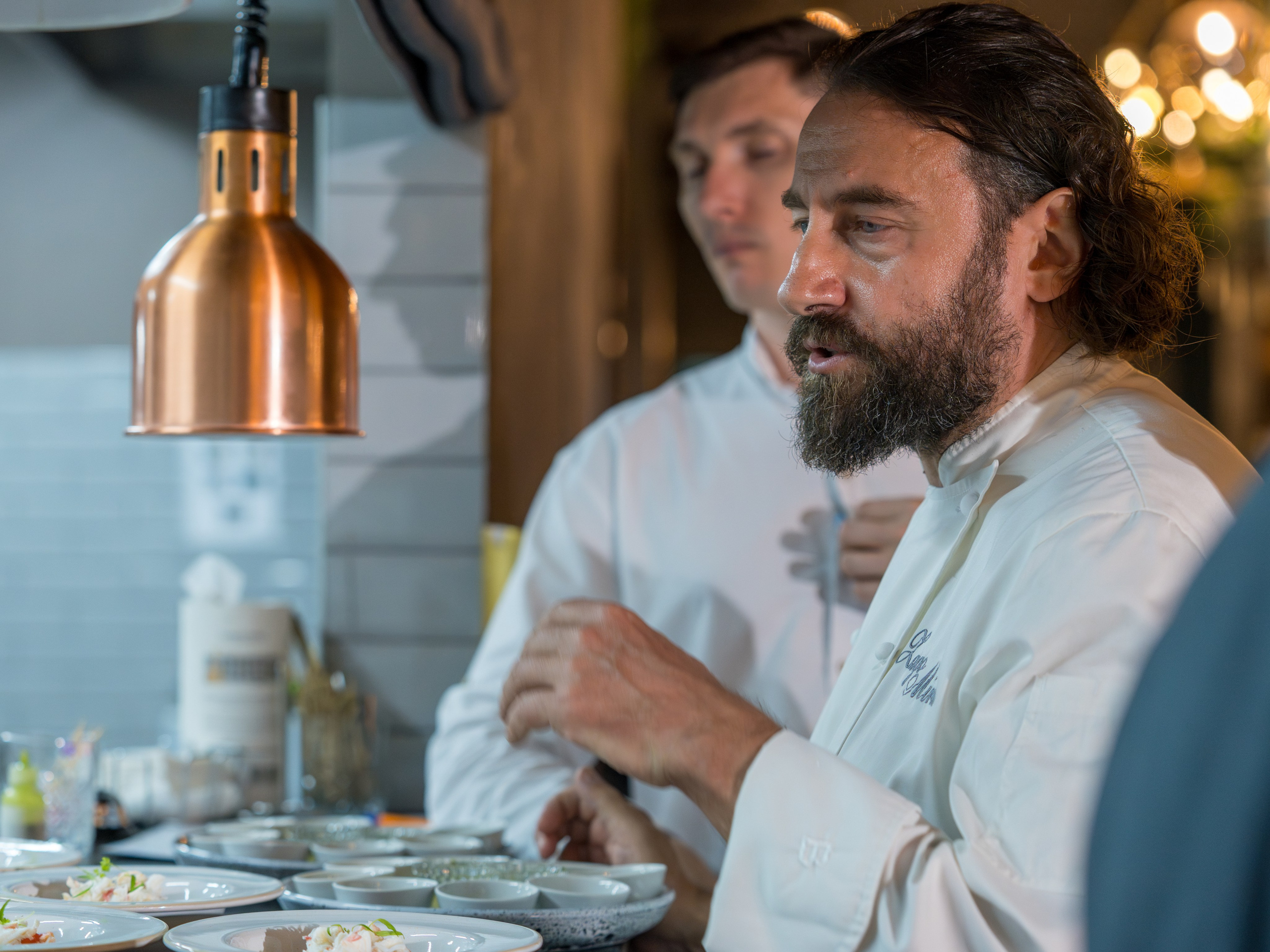 Гастрономический ужин «Лесная Италия» с Мирко Дзаго в ресторане RiverSide. Репортажный фотограф в Красной Поляне и Сочи Павлюченко Екатерина