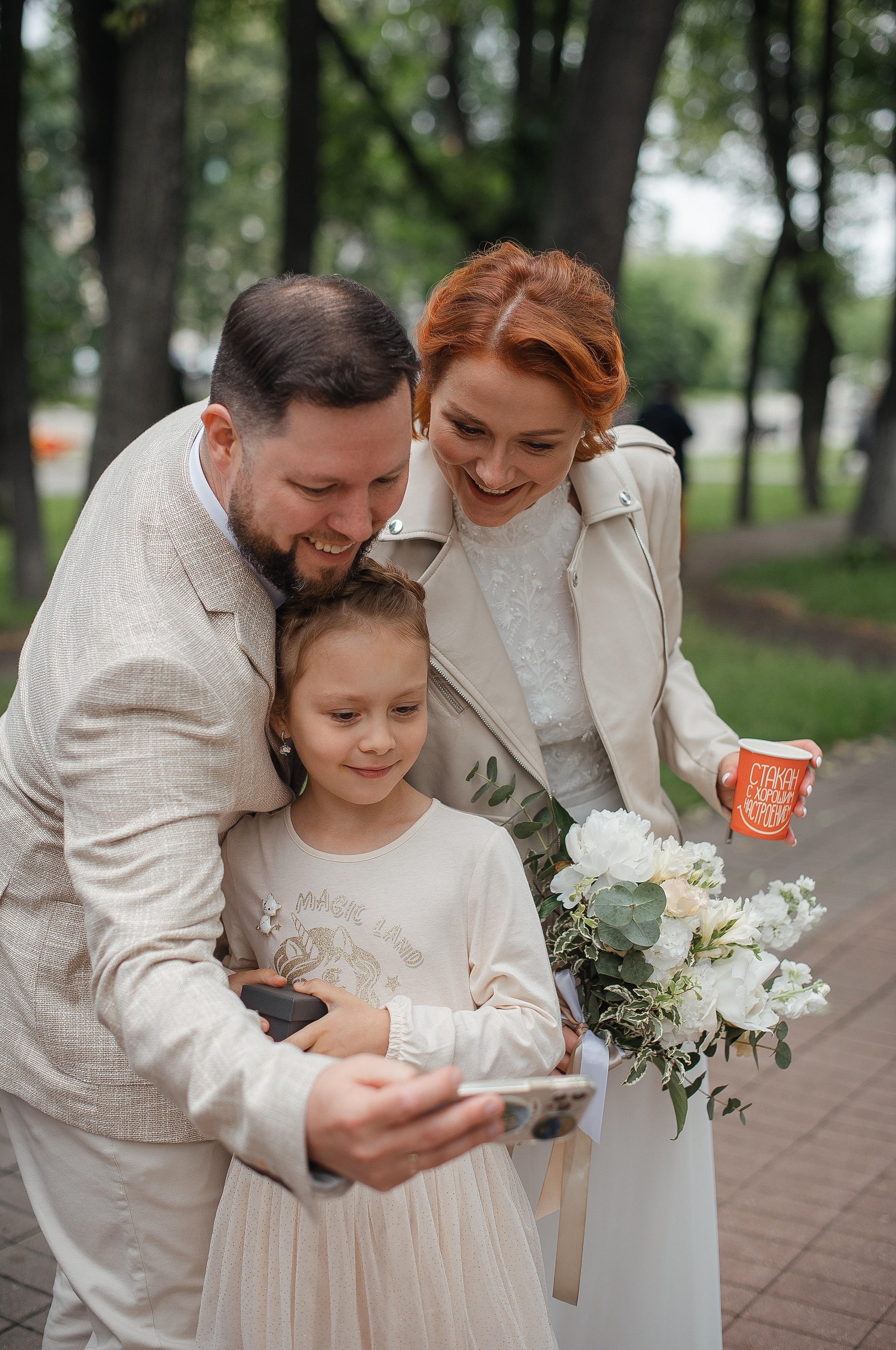 Свадебная фотосессия по историческому центру города Ярославль. Свадебный фотограф в Ярославле Денис Медоваров