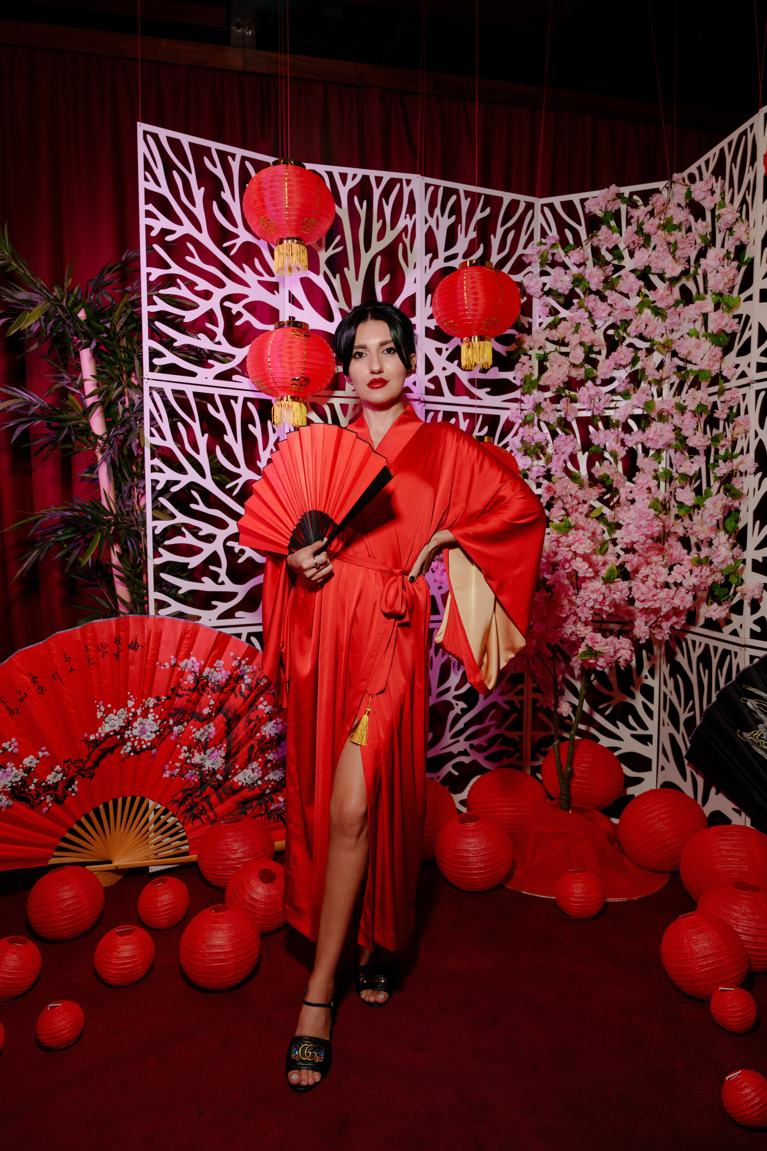 Репортажный фотограф на день рождения в ресторане KAI. Репортажный фотограф Москва Сергей Дружинин