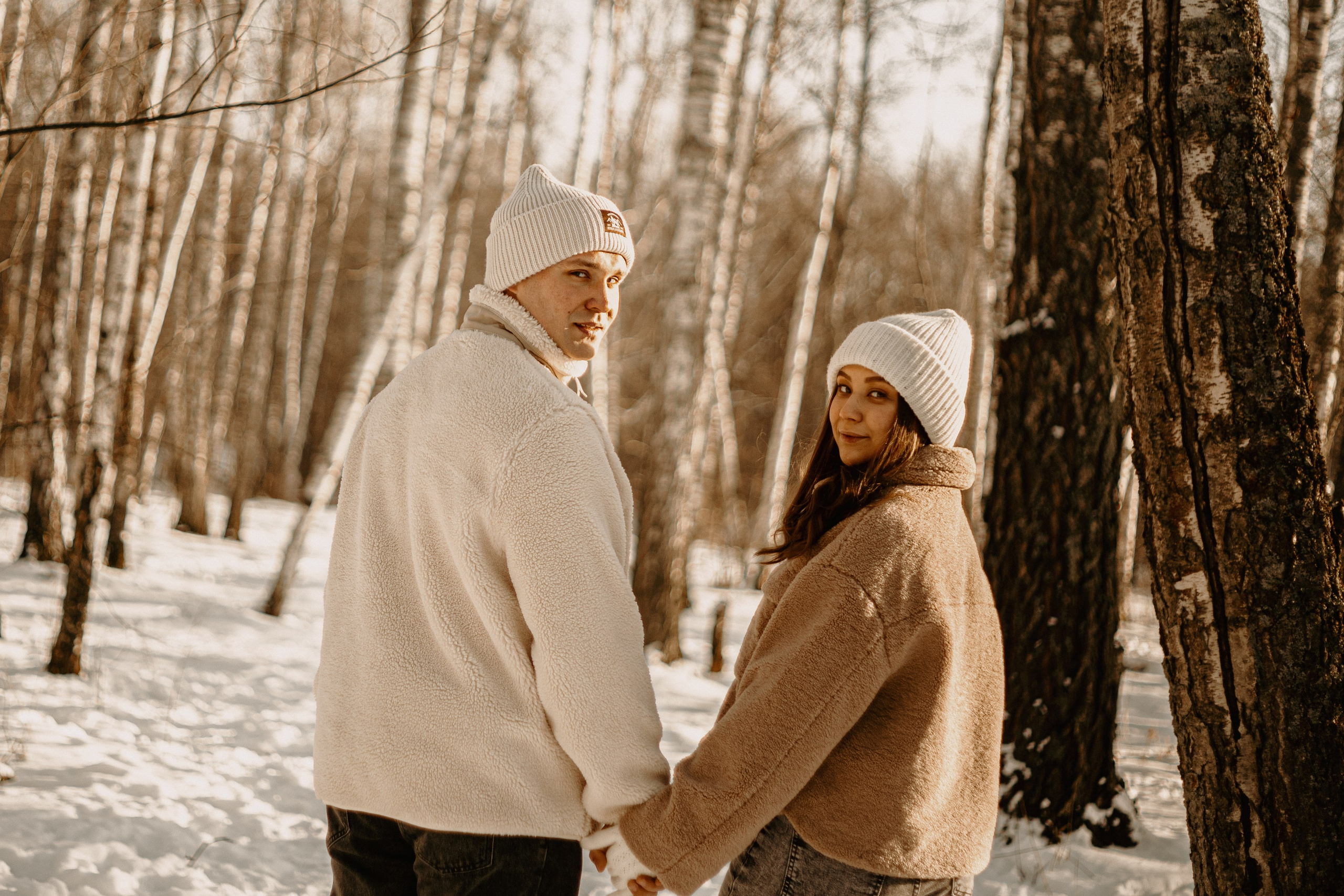 Тепло в зимнем лесу. Арт-фотограф Крис Л. в Тобольске: портрет, семейные, свадьбы