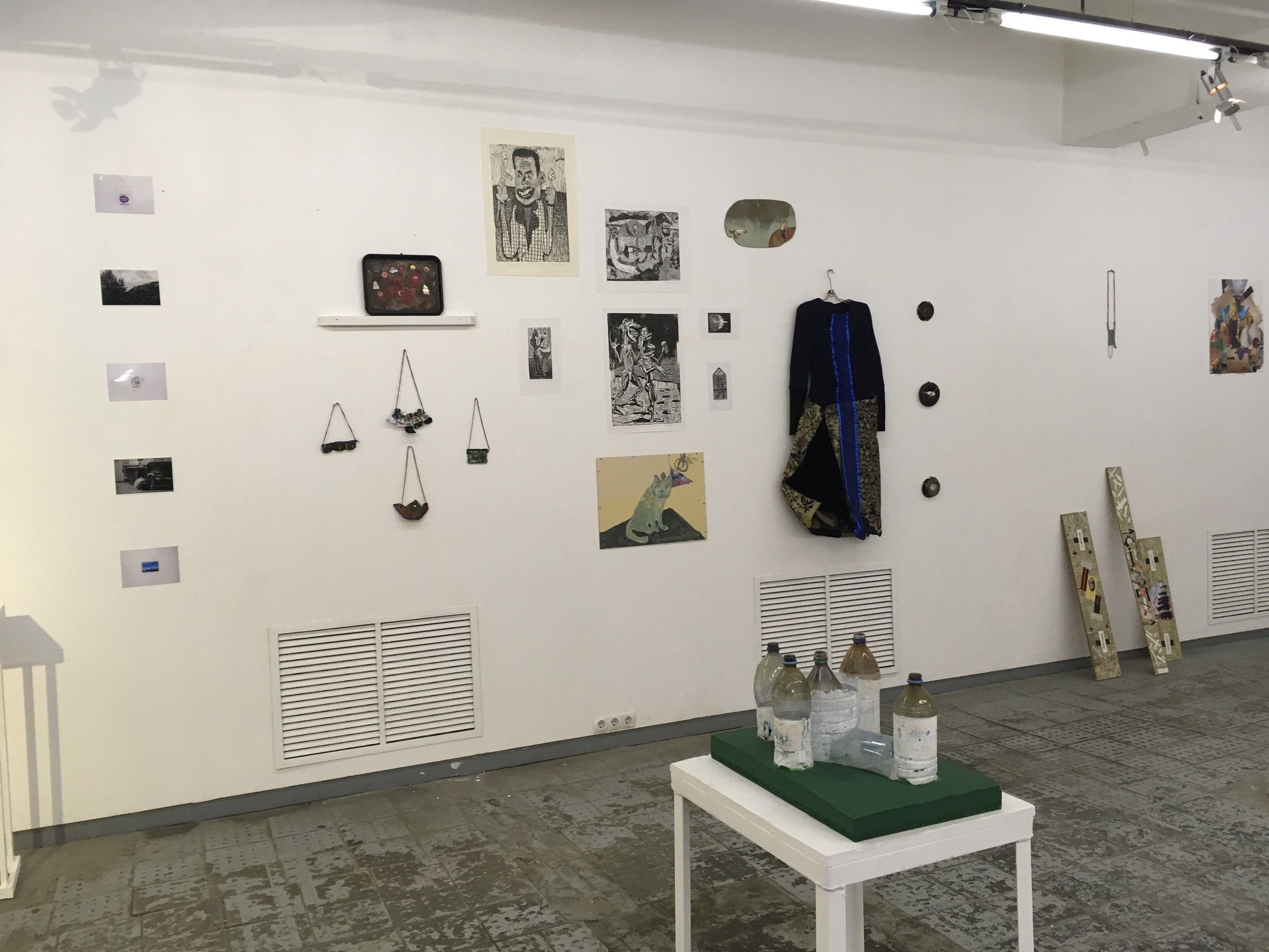 Акцион Кости. Акцион Кости - это игра на произведения искусства