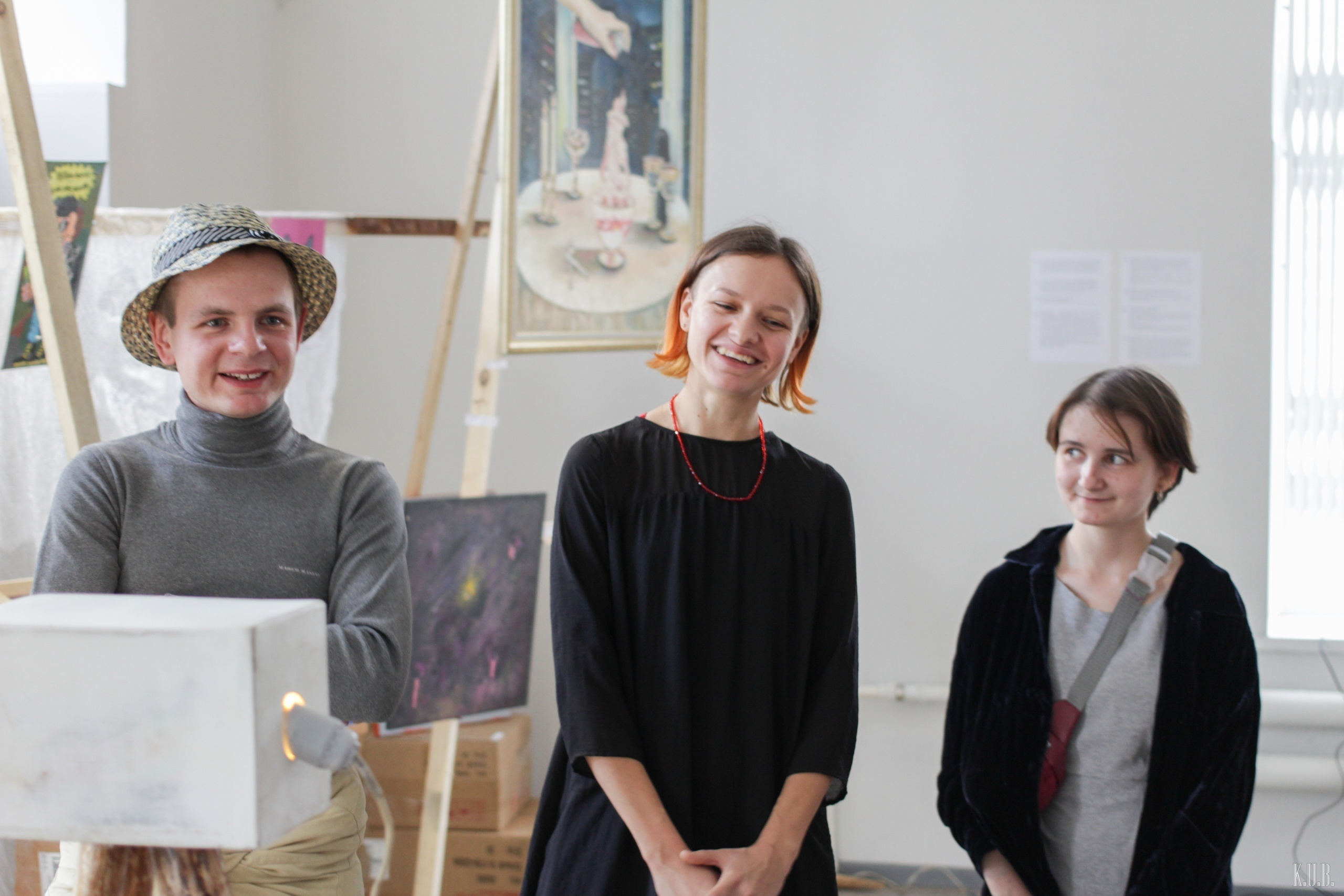 Акцион Кости. Акцион Кости - это игра на произведения искусства