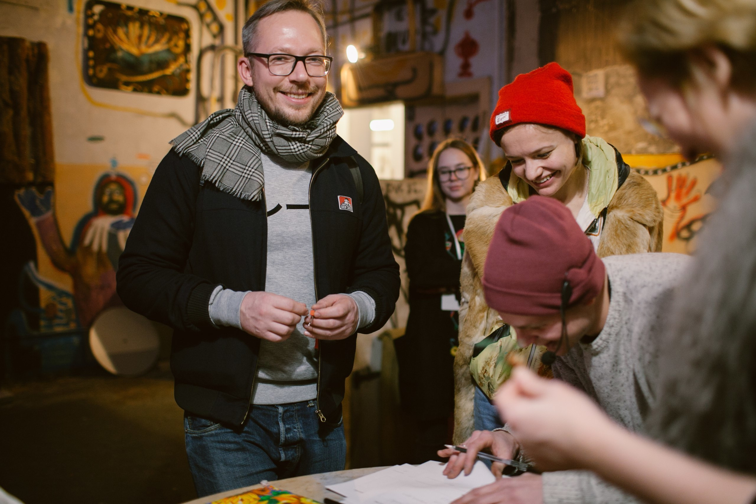 Акцион Кости. Акцион Кости - это игра на произведения искусства