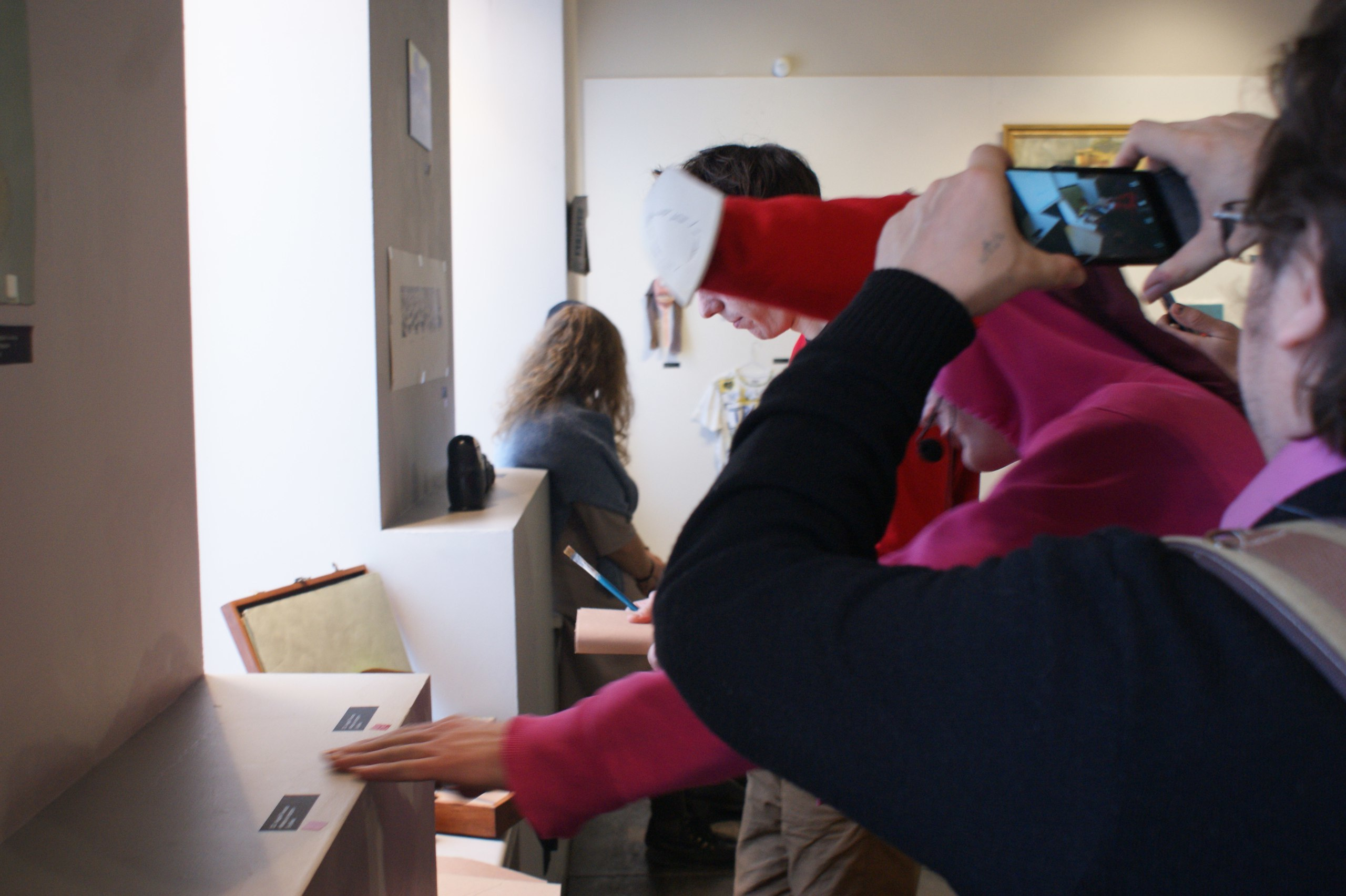 Акцион Кости. Акцион Кости - это игра на произведения искусства