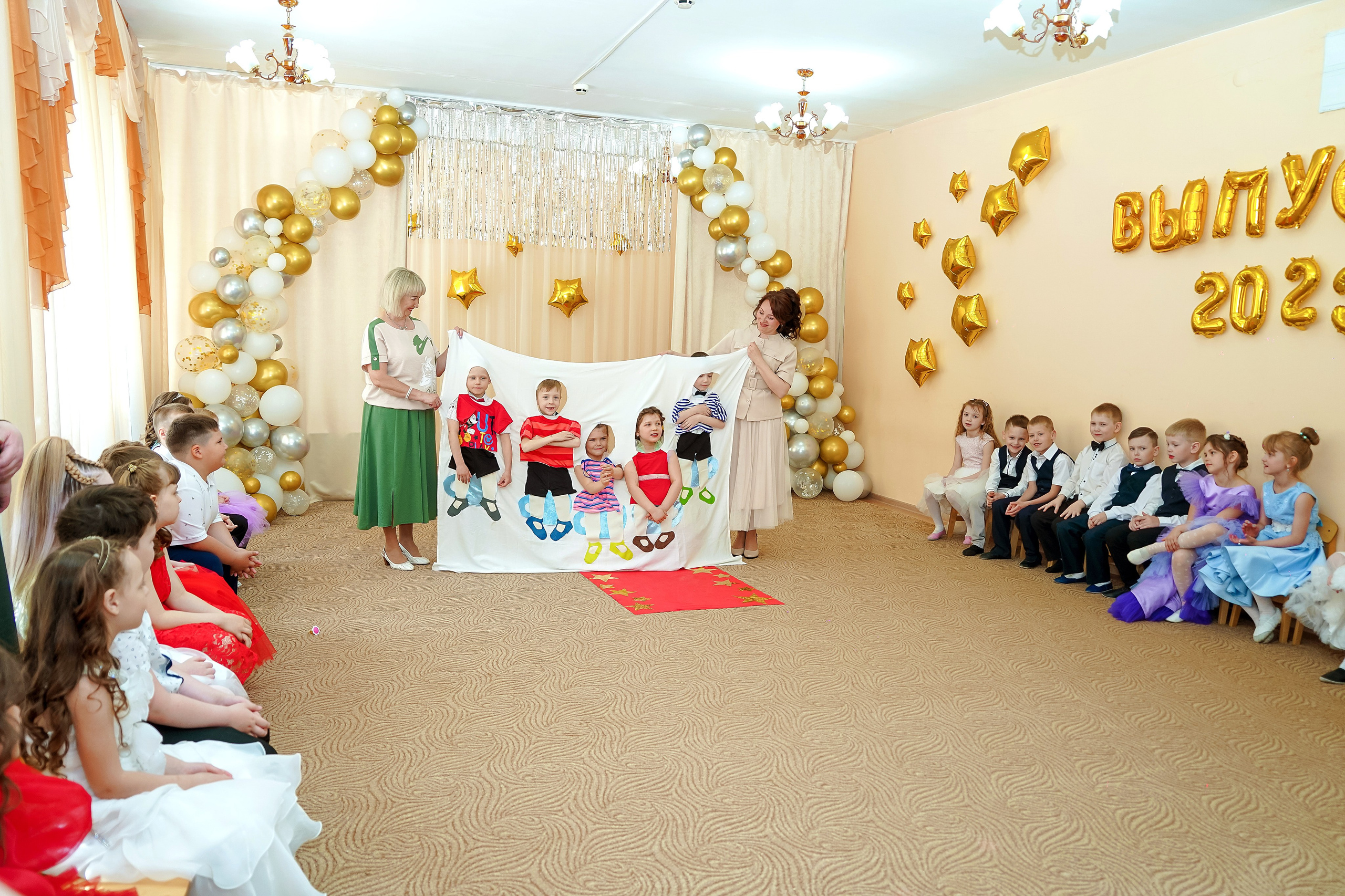 Фотосъемка видеосъёмка фотограф видеооператор новогодних утренников  в. Фотограф, видеооператор Нина Коршунова