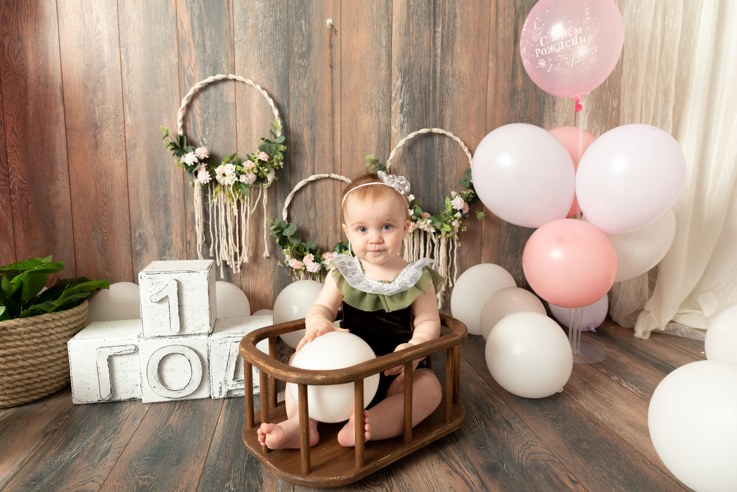Годовасие «Всё включено» малышка Милана. Фотограф новорожденных в Нижневартовске Лара Курдюкова