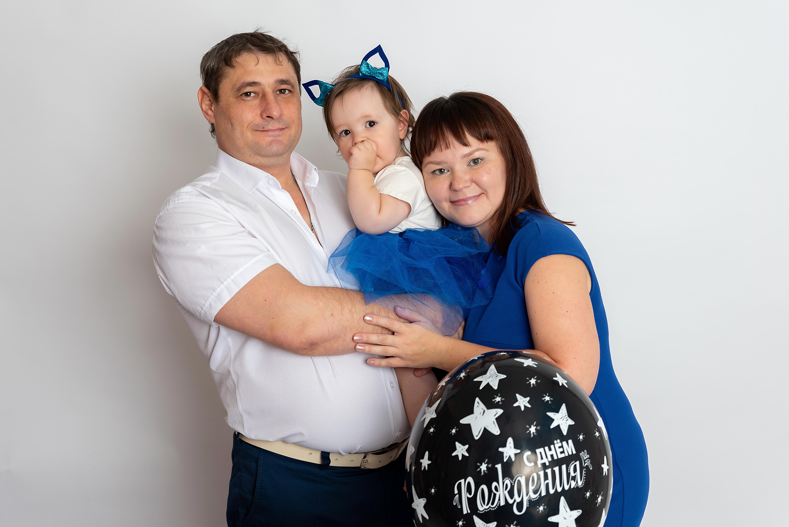 Первый День рождения. Фотограф новорожденных в Нижневартовске Лара Курдюкова