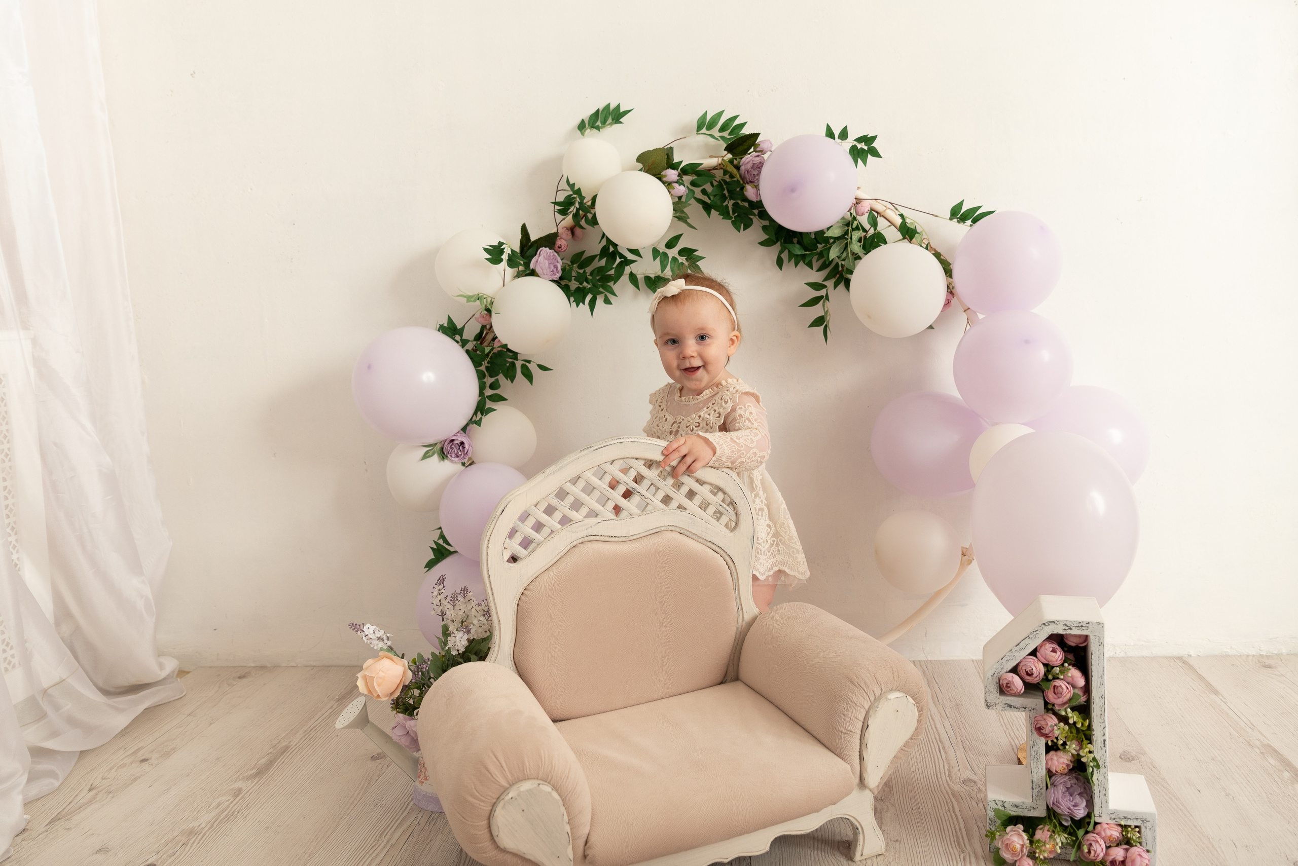 Годовасие «Всё включено» малышка Милана. Фотограф новорожденных в Нижневартовске Лара Курдюкова