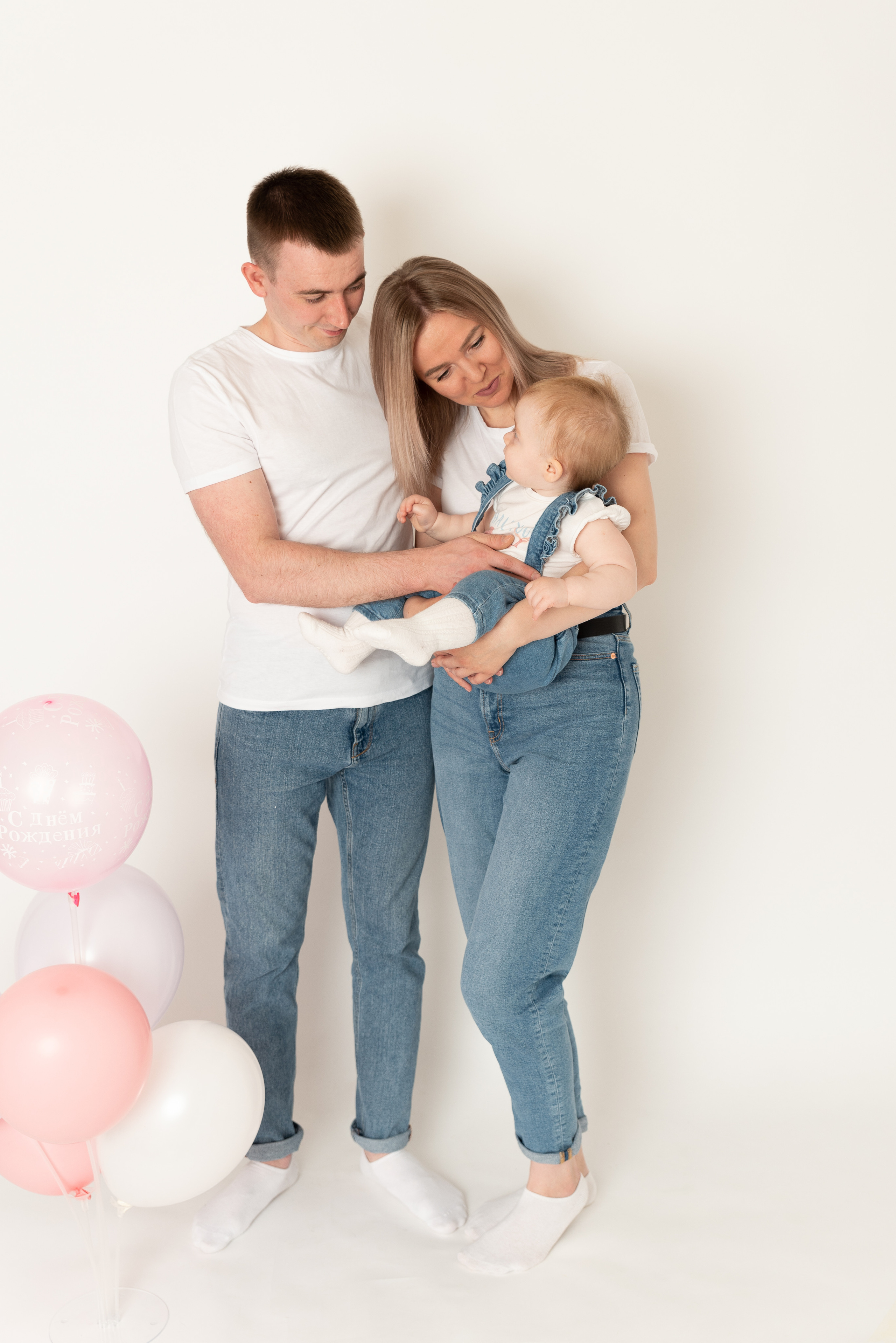 Годовасие «Всё включено» малышка Милана. Фотограф новорожденных в Нижневартовске Лара Курдюкова