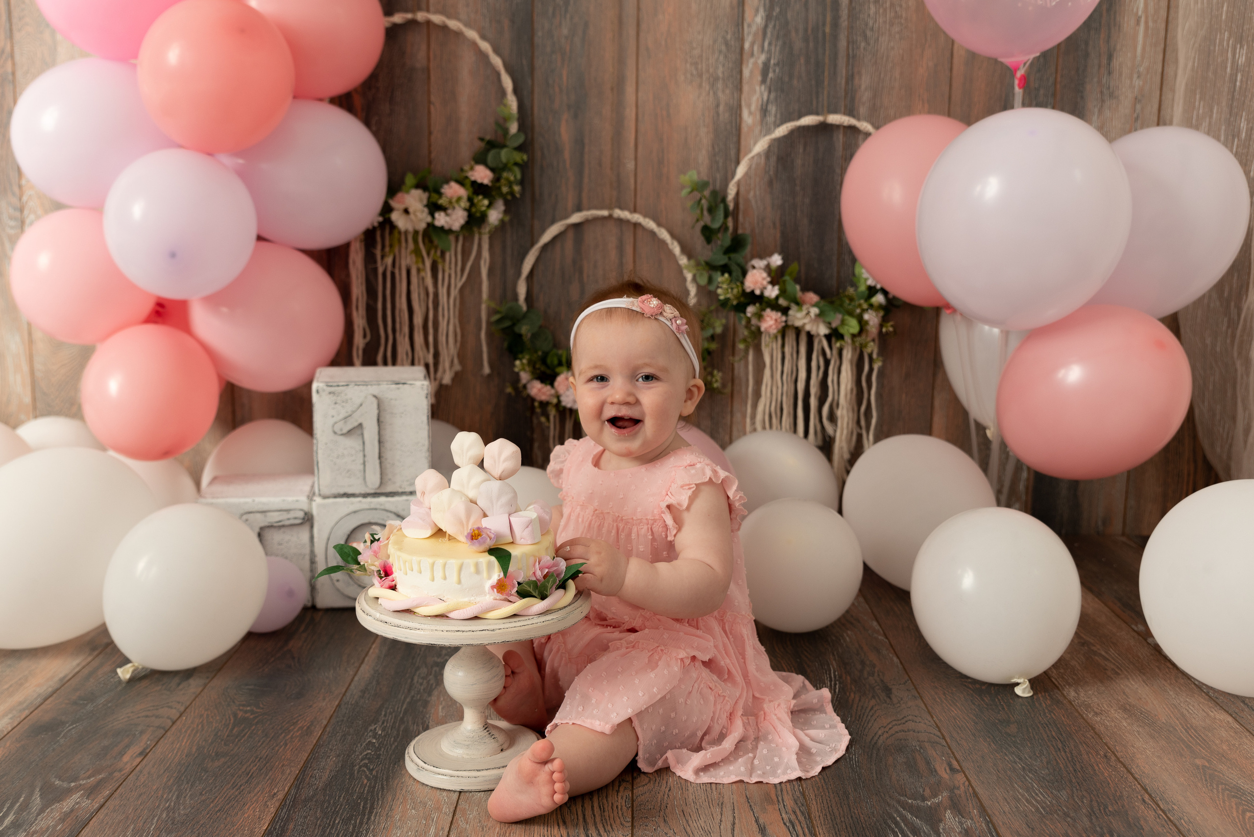 Годовасие «Всё включено» малышка Милана. Фотограф новорожденных в Нижневартовске Лара Курдюкова