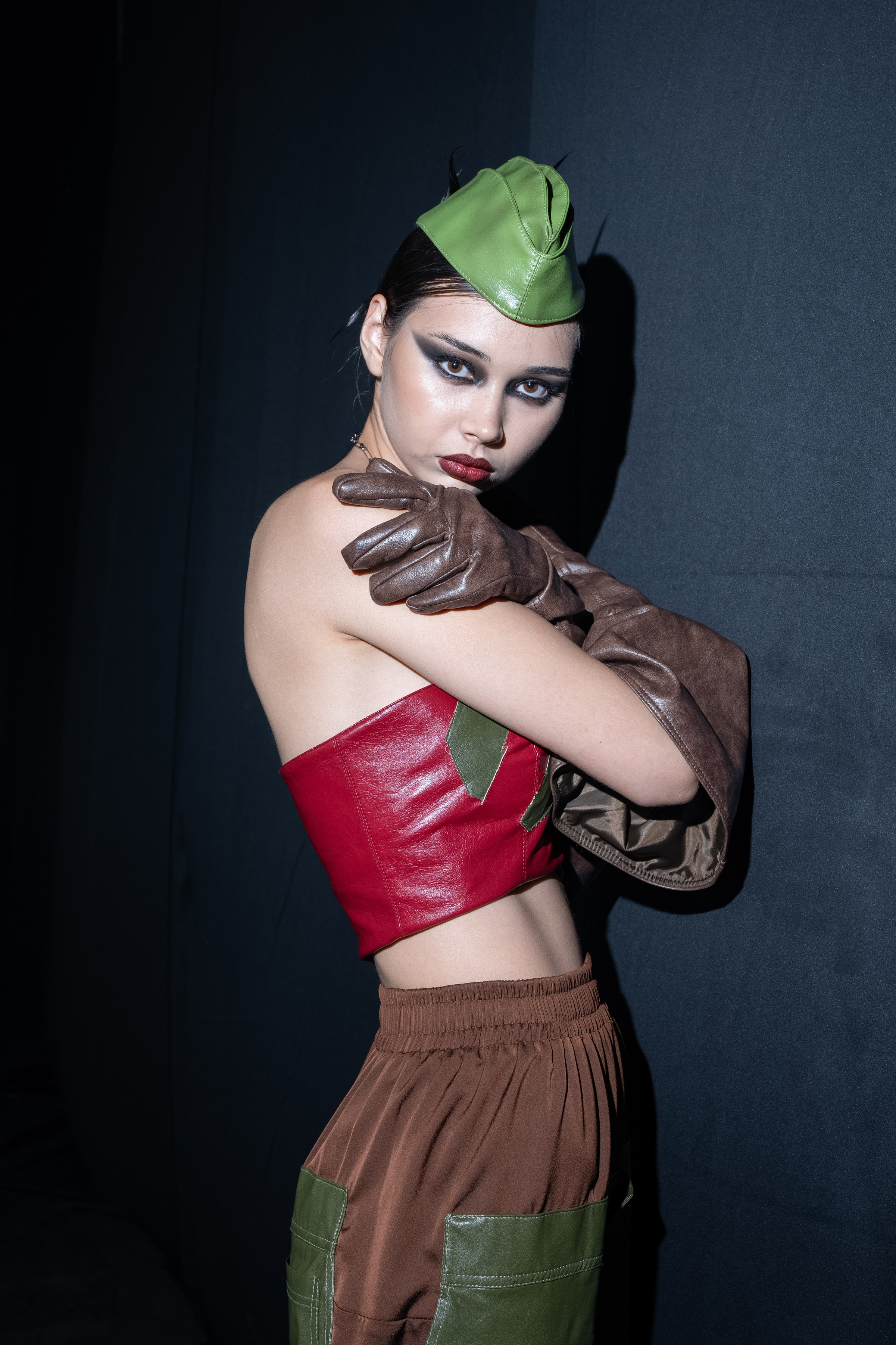 Visa Fashion week Almaty Backstage Day 3. Сайт Алматинского НЮ АРТ, будуар и фэшн фотографа Дениса Карпенко