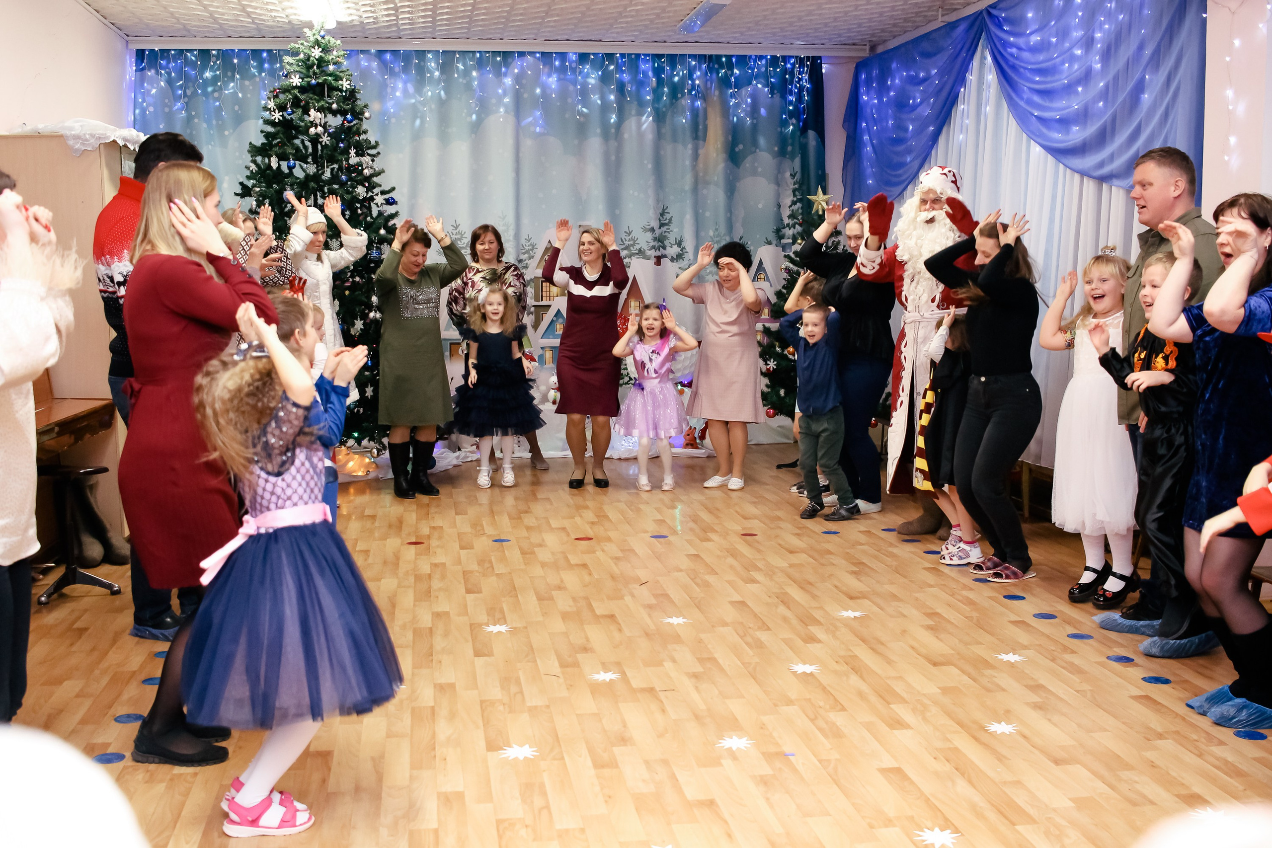 Новогодний утренник. Фотограф Великий Новгород Татьяна Чиглинцева