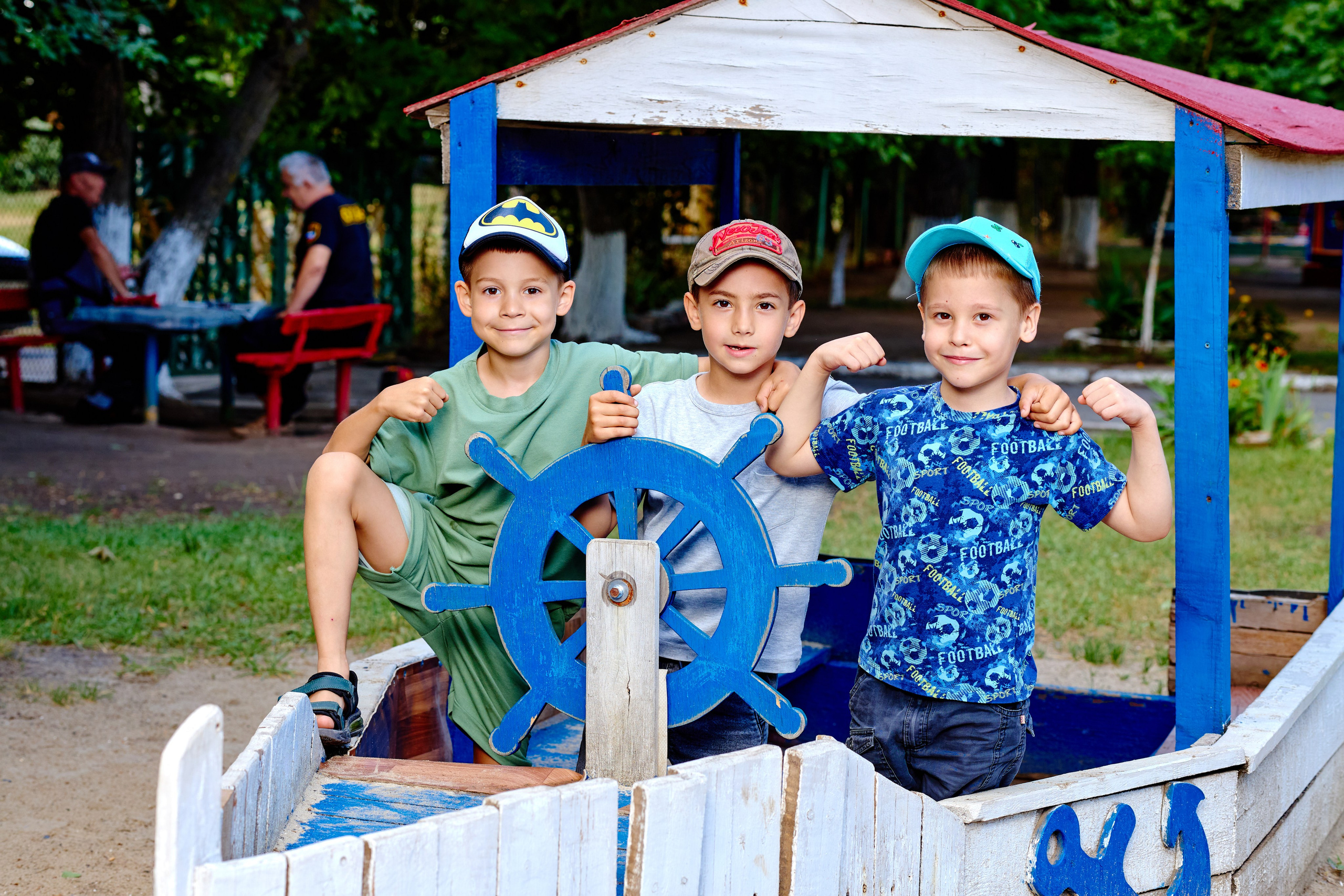 Пример летней съемки в детском саду № 92 Старшая группа Радуга. Фотограф Выпускные альбомы Таганрог Сергей Коробченко