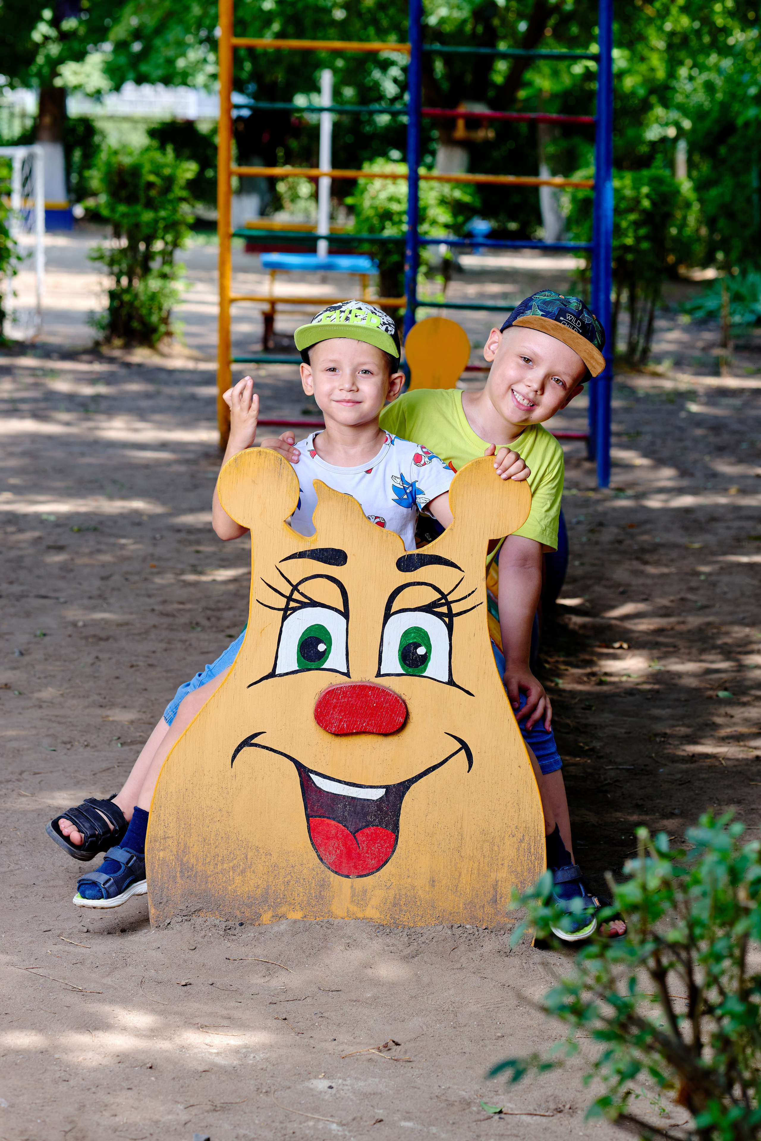 Пример летней съемки в детском саду № 92 Старшая группа Радуга. Фотограф Выпускные альбомы Таганрог Сергей Коробченко