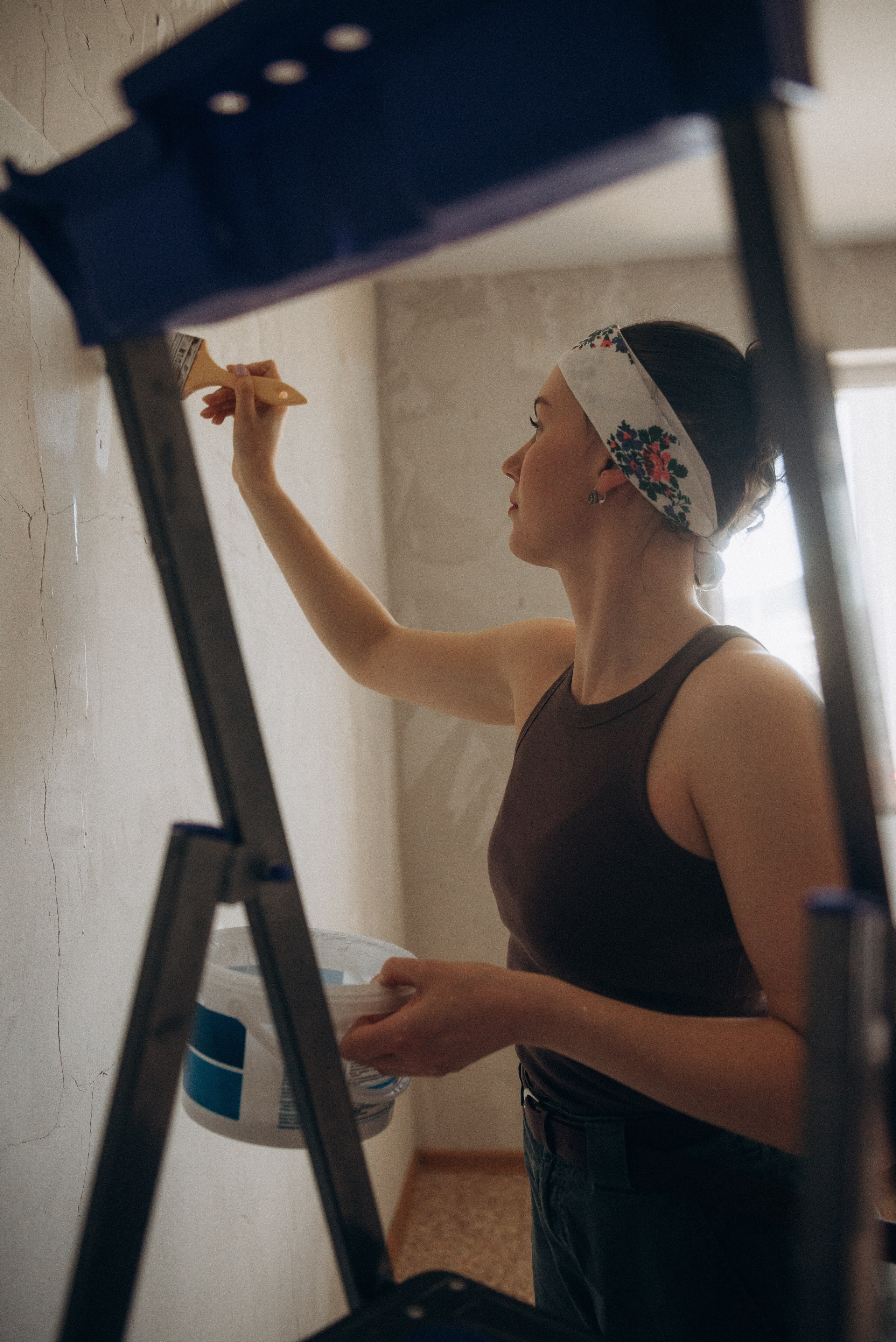 Ремонтники: Тася и Сиба. Ирина Метелица фотограф на Шикотане