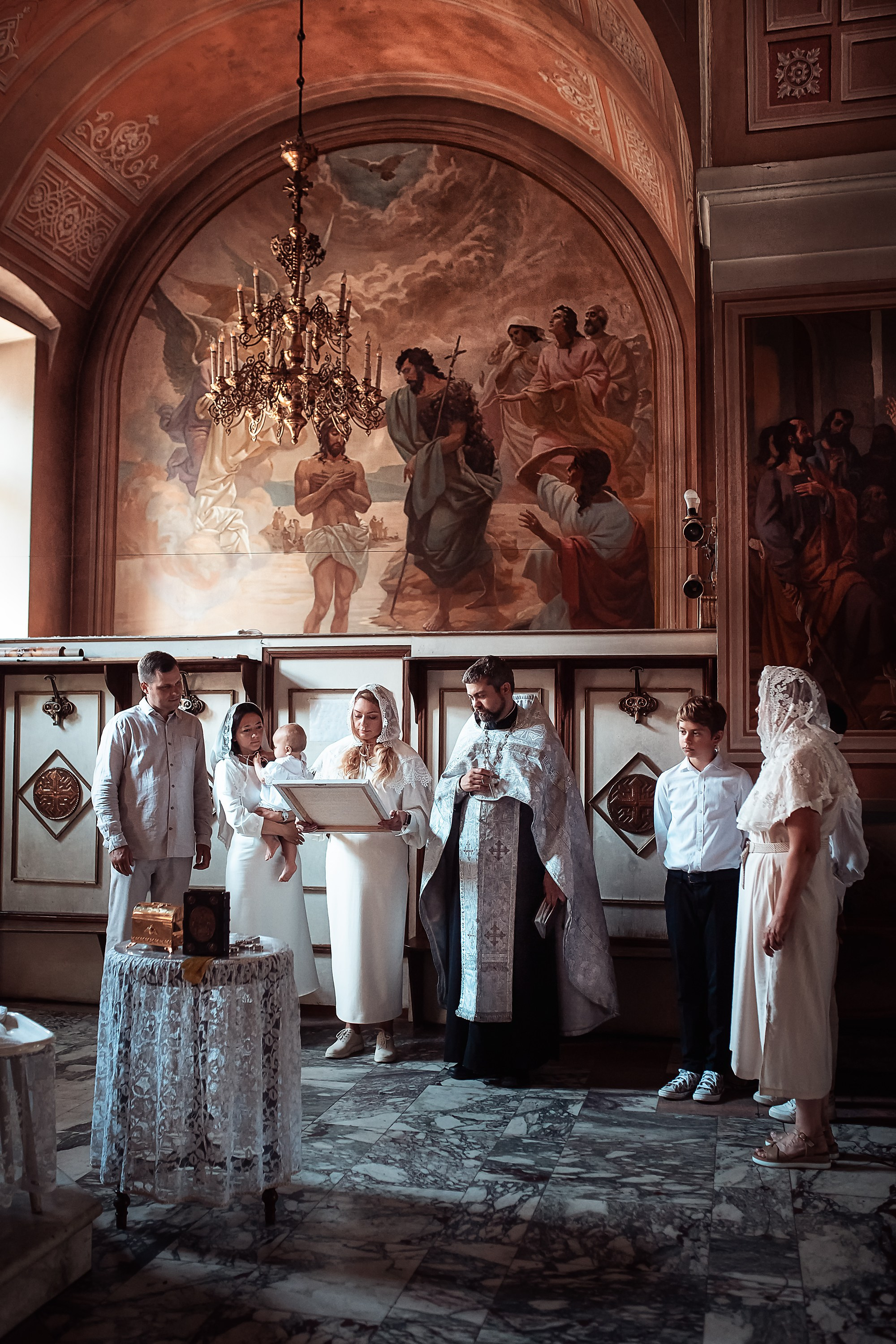 Крещение. Фотограф на Таинство Крещения Венчания Москва