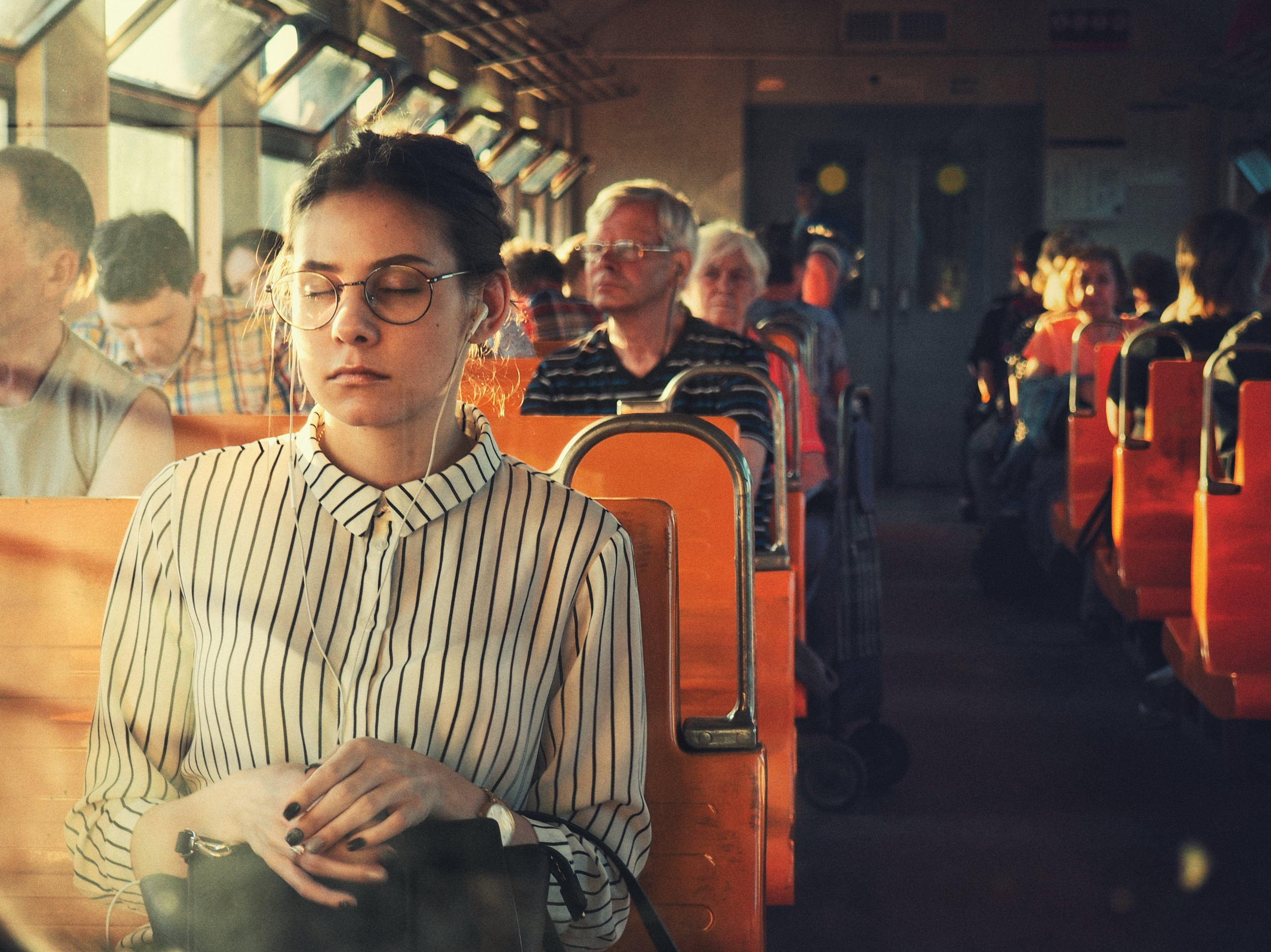 In trains. Dmitry Shamin Photographier | Street Photos