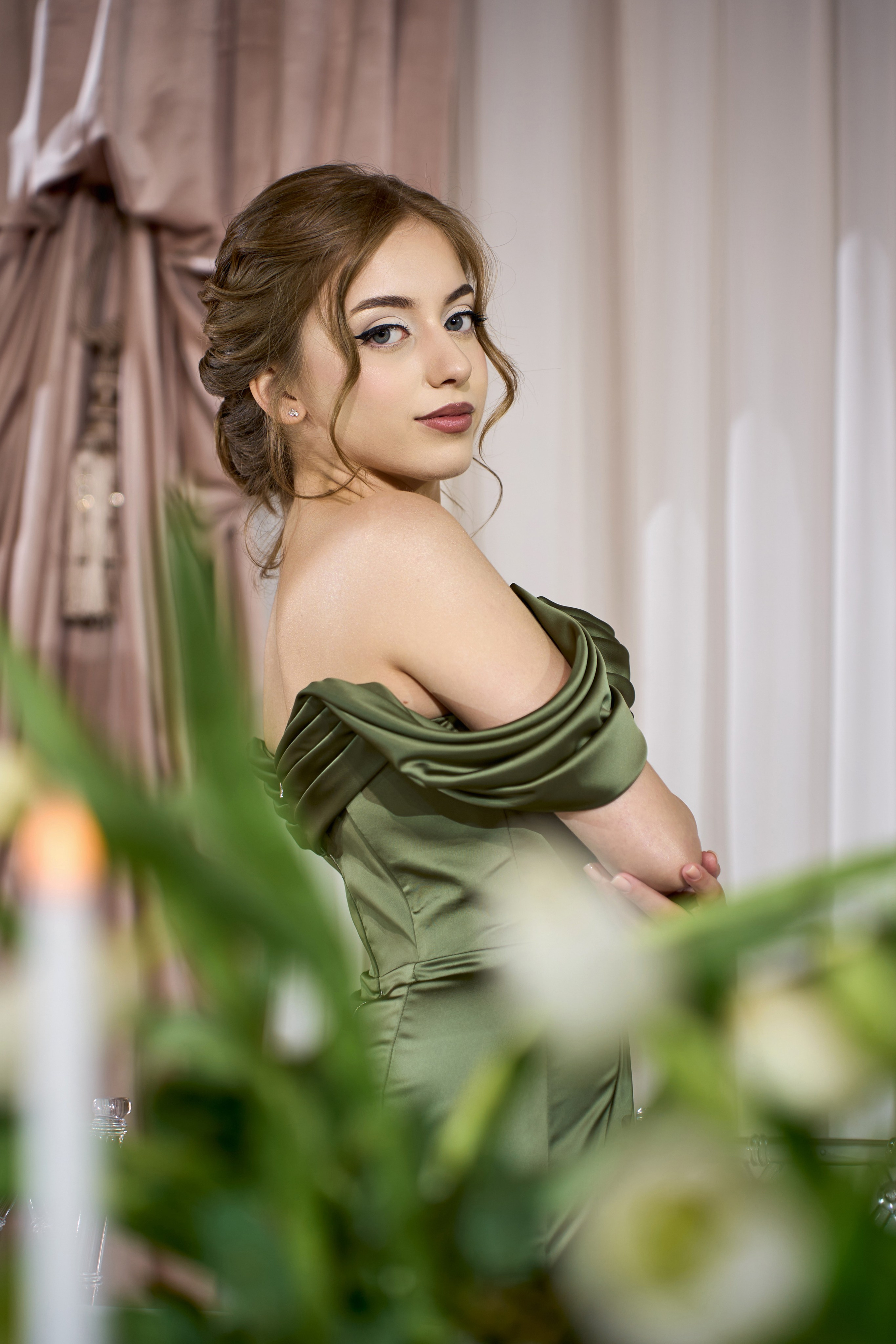 Красивое и чувственное сватовство Рафаэля & Алины в GOLDEN PALACE от ТВИНС СТУДИО. ТВИНС СТУДИО — лучшие свадебные фотографы и видеографы в Краснодаре