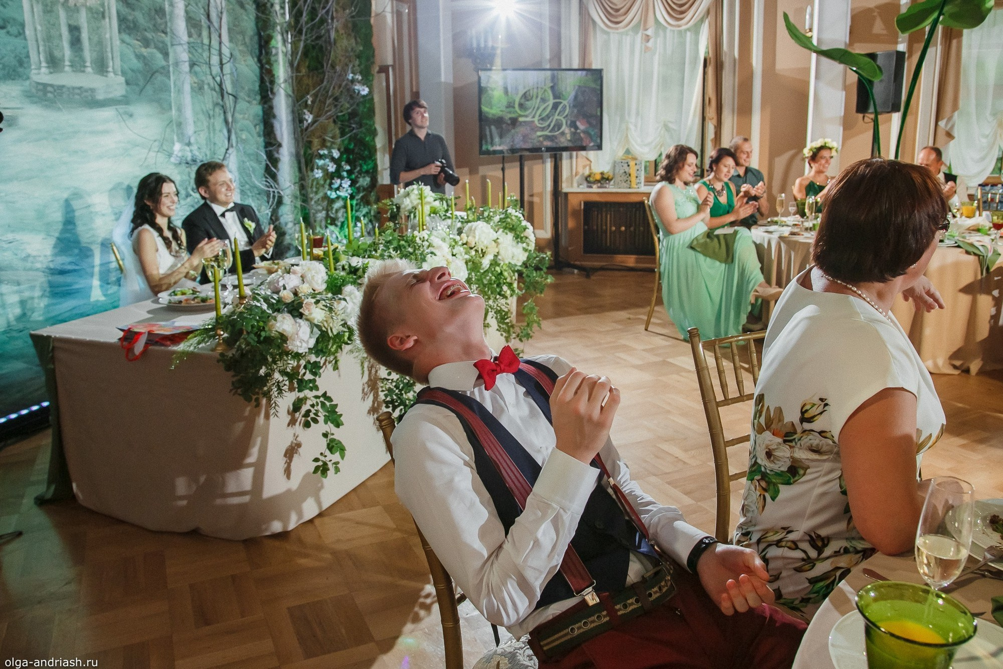 Вечерняя выездная регистрация. Семейный, портретный и свадебный фотограф в Санкт-Петербурге и Москве