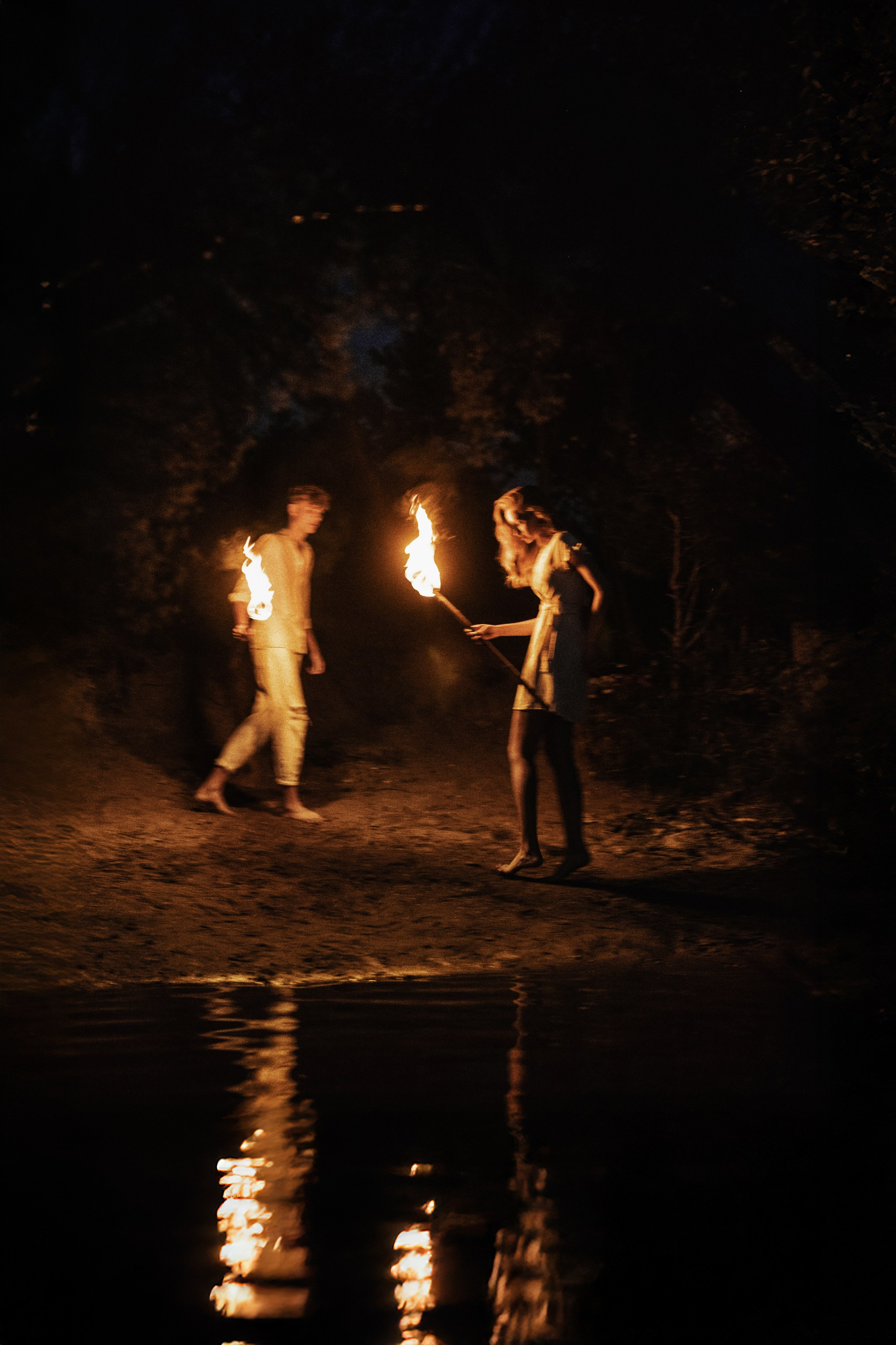 Гори, Ярче. Фотограф Александр Захар. Минск, Москва, Дубай