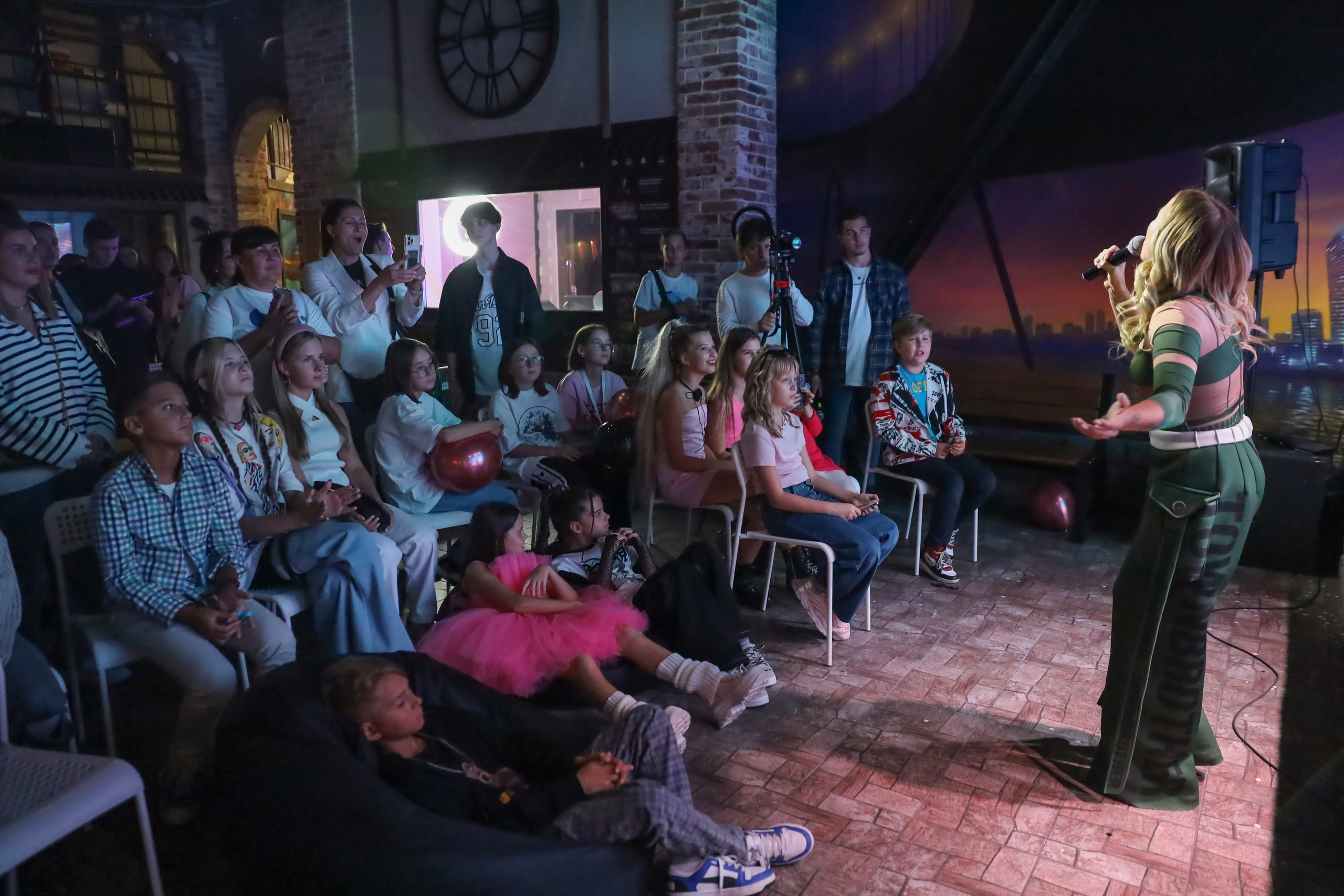 ДЕНЬ РОЖДЕНИЯ ЕВЫ В КРБ. Фотограф мероприятий Ирина Каширина