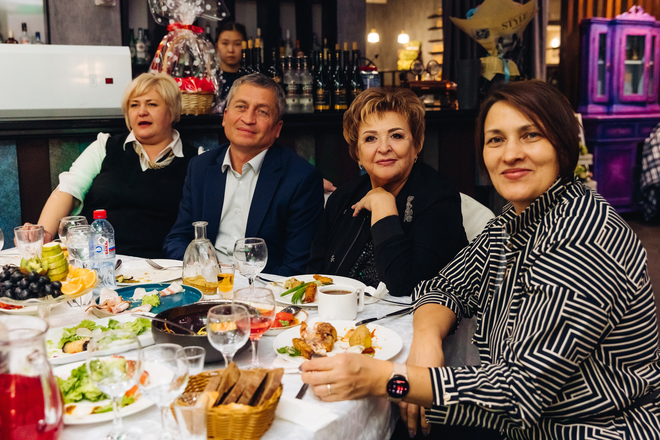 Юбилей в ресторане Вояж. Свадебный и семейный фотограф в Улан-Удэ