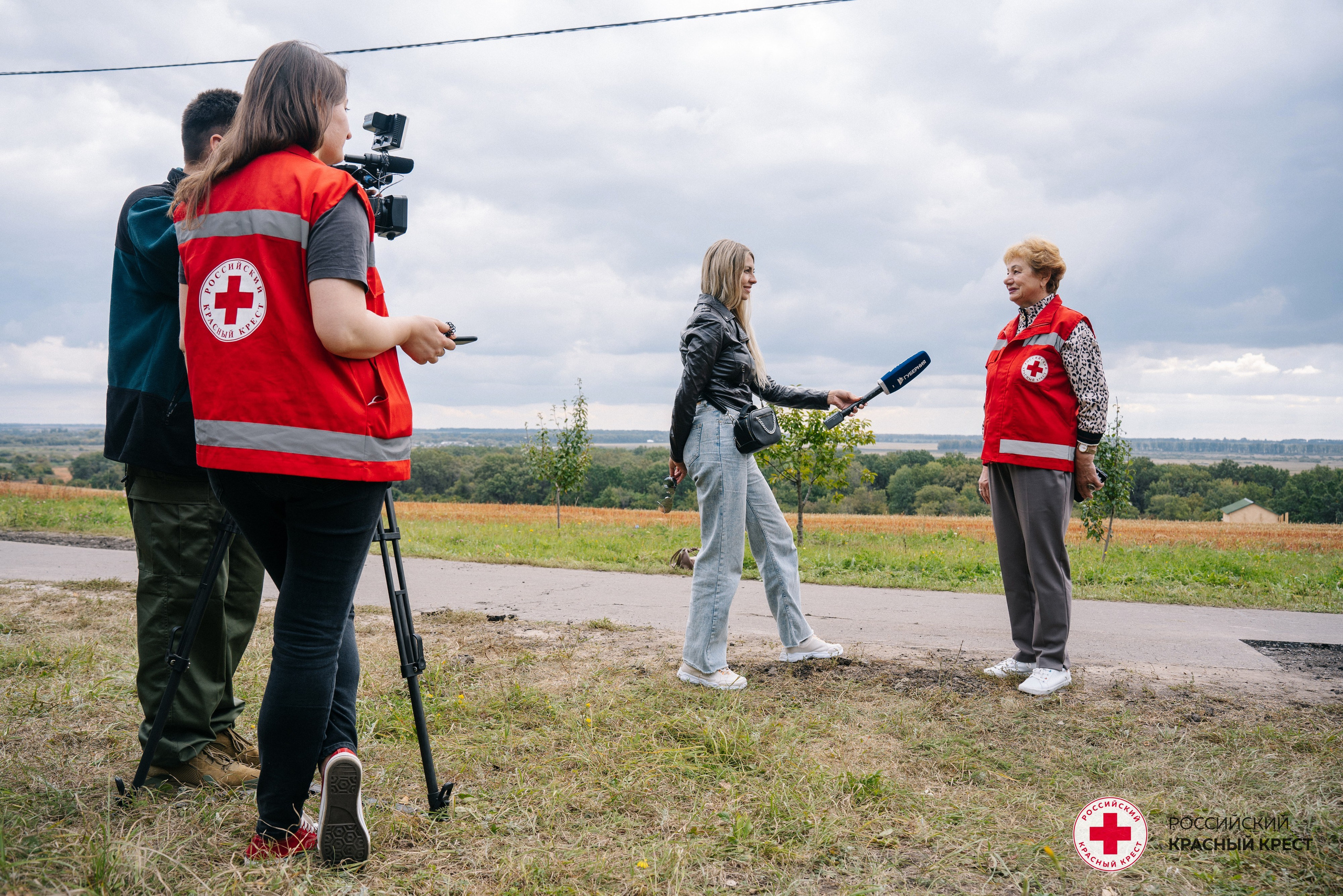 Красный крест | Дегас, медвежья берлога. Фотограф в Воронеже Ольга Космодемьянская