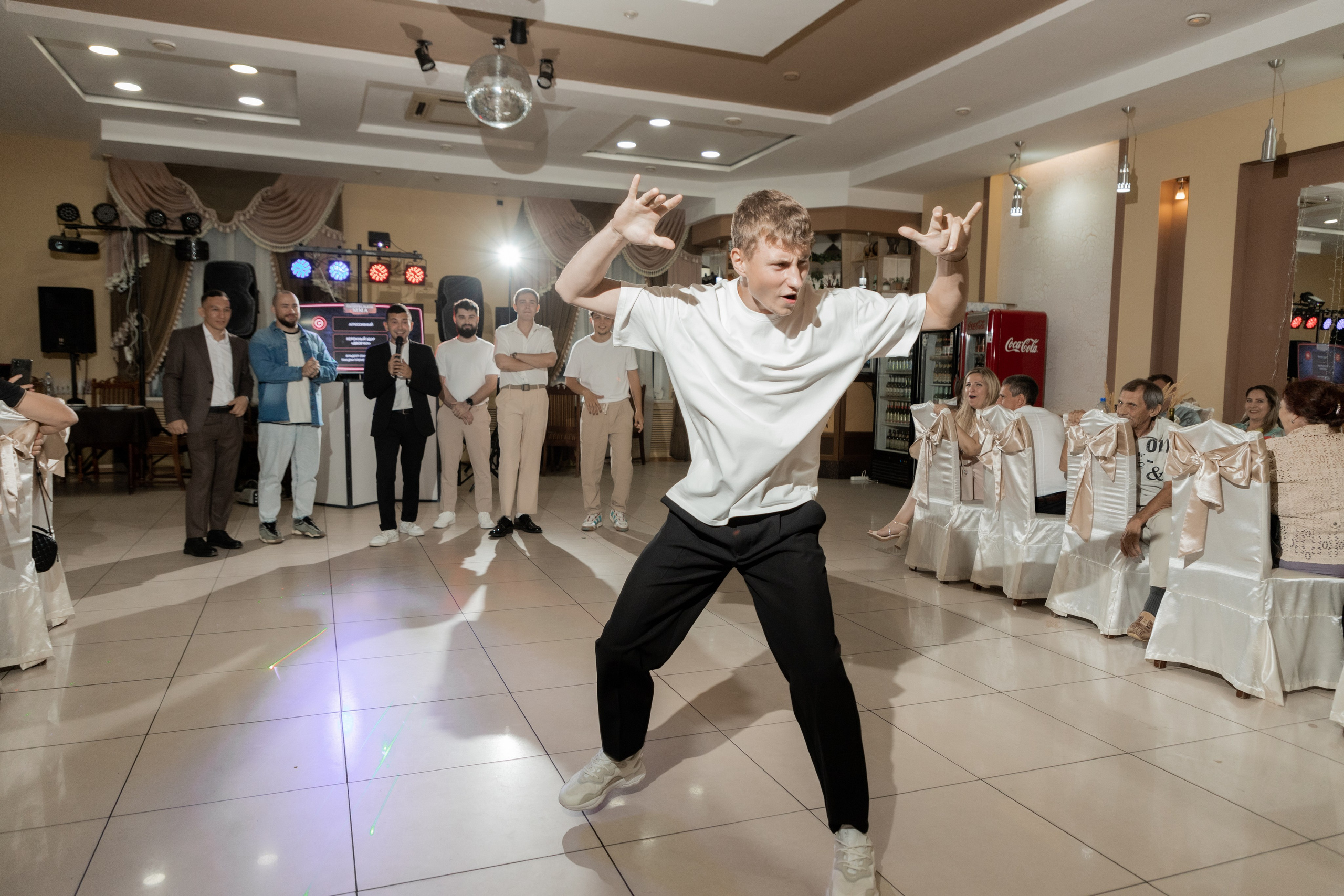 Роман и Александра (банкет). Свадебный фотограф Ангелина Сунгатулина | Саратов | Балаково | Вольск