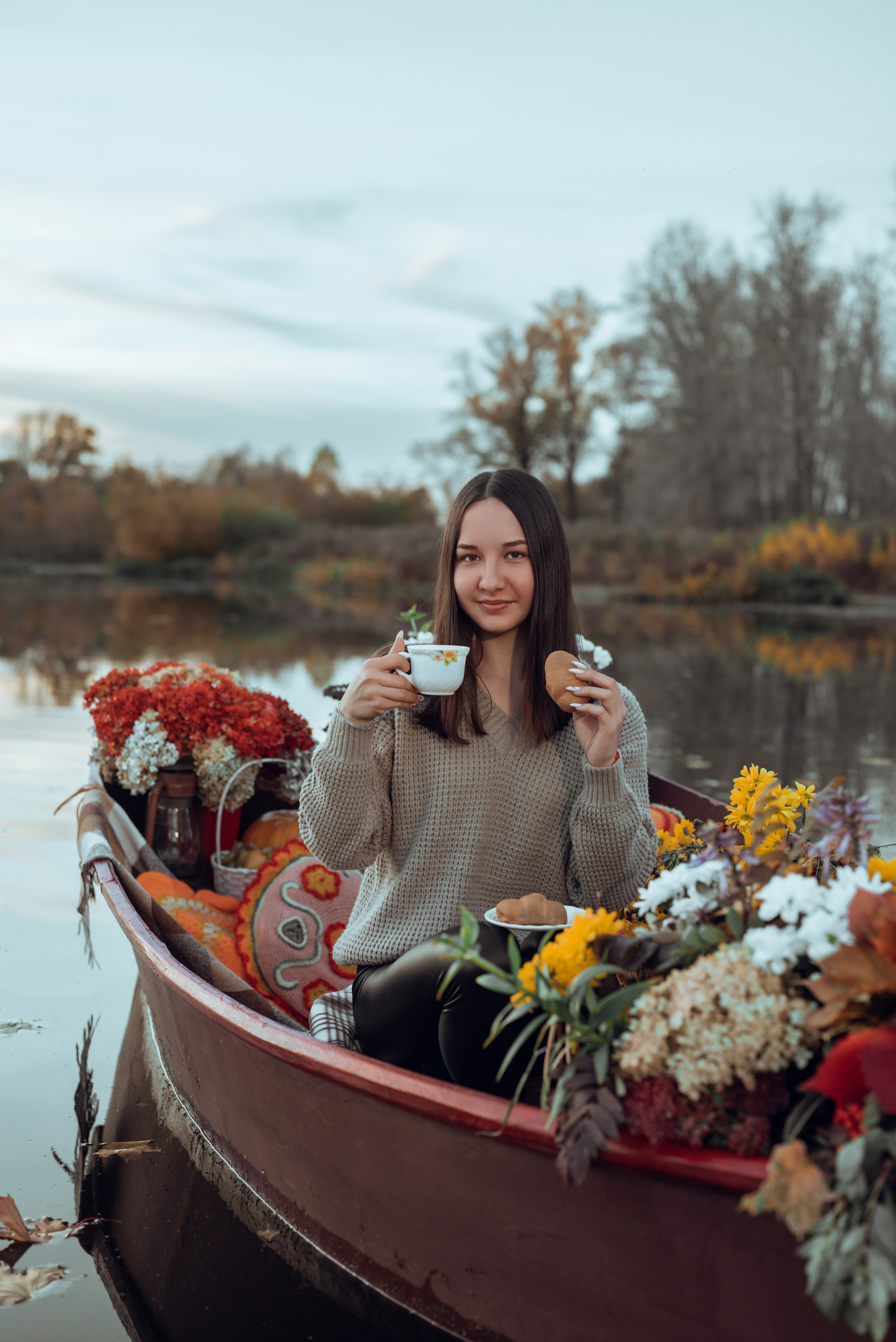 Фотопроект с осенней лодкой. Фотограф в городе Салават