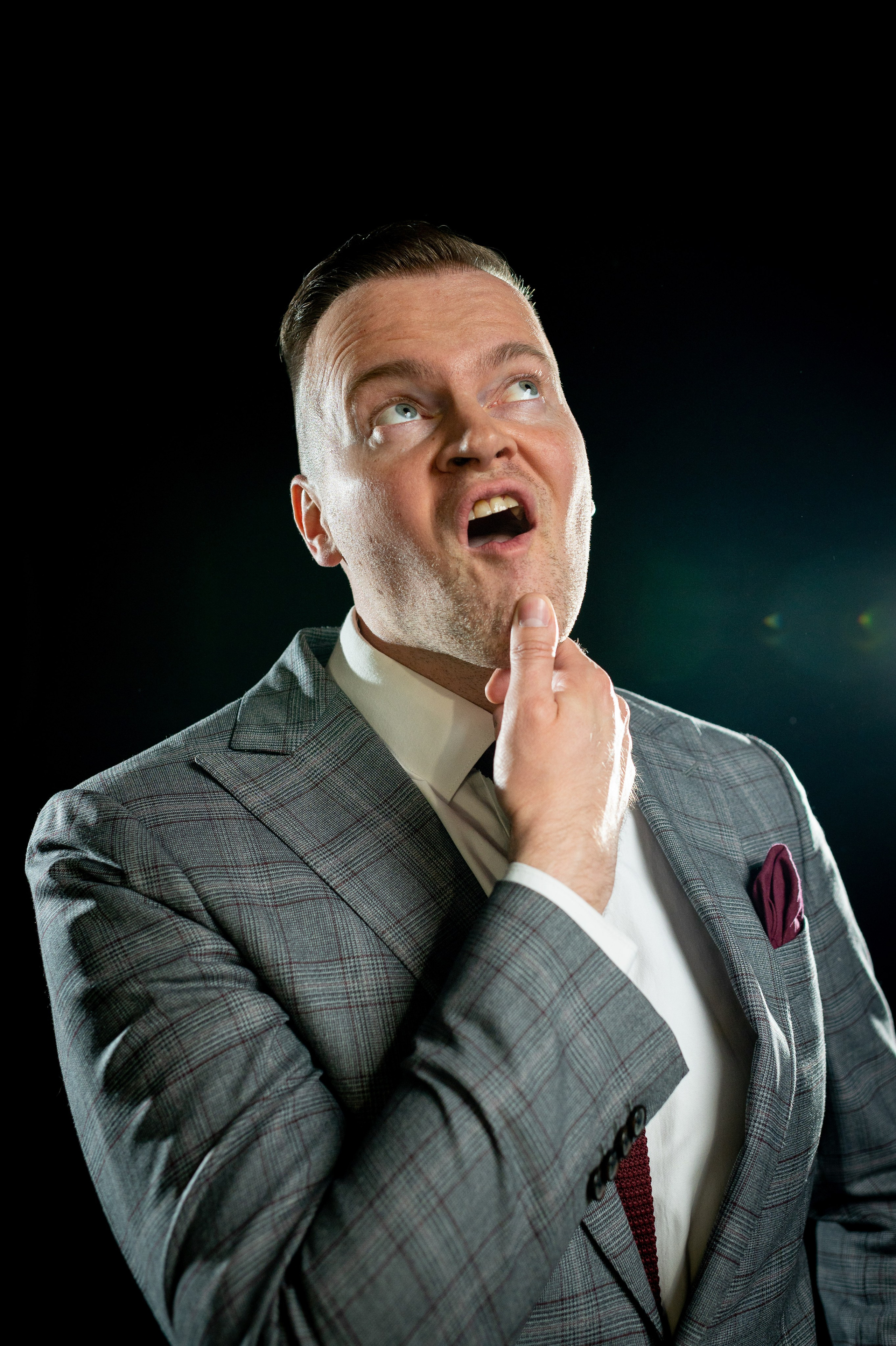 Ты можешь быть разным: деловой или взрывной. Портретный, семейный и свадебный фотограф в Санкт-Петербурге и в Пушкине Ширяев Денис