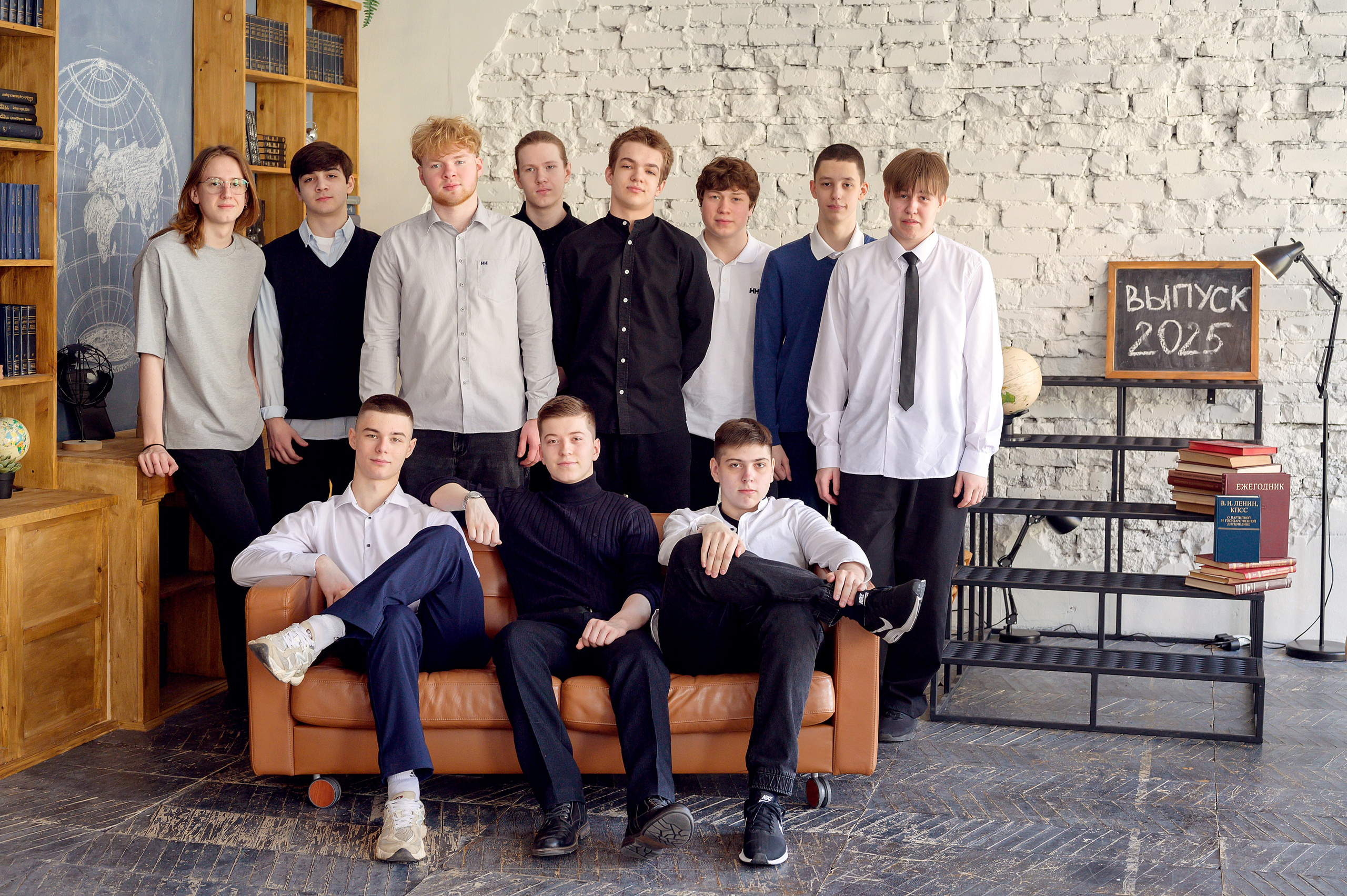 11 класс. студия. Фотограф новорожденных, семейный детский в Тюмени Татьяна Морозова