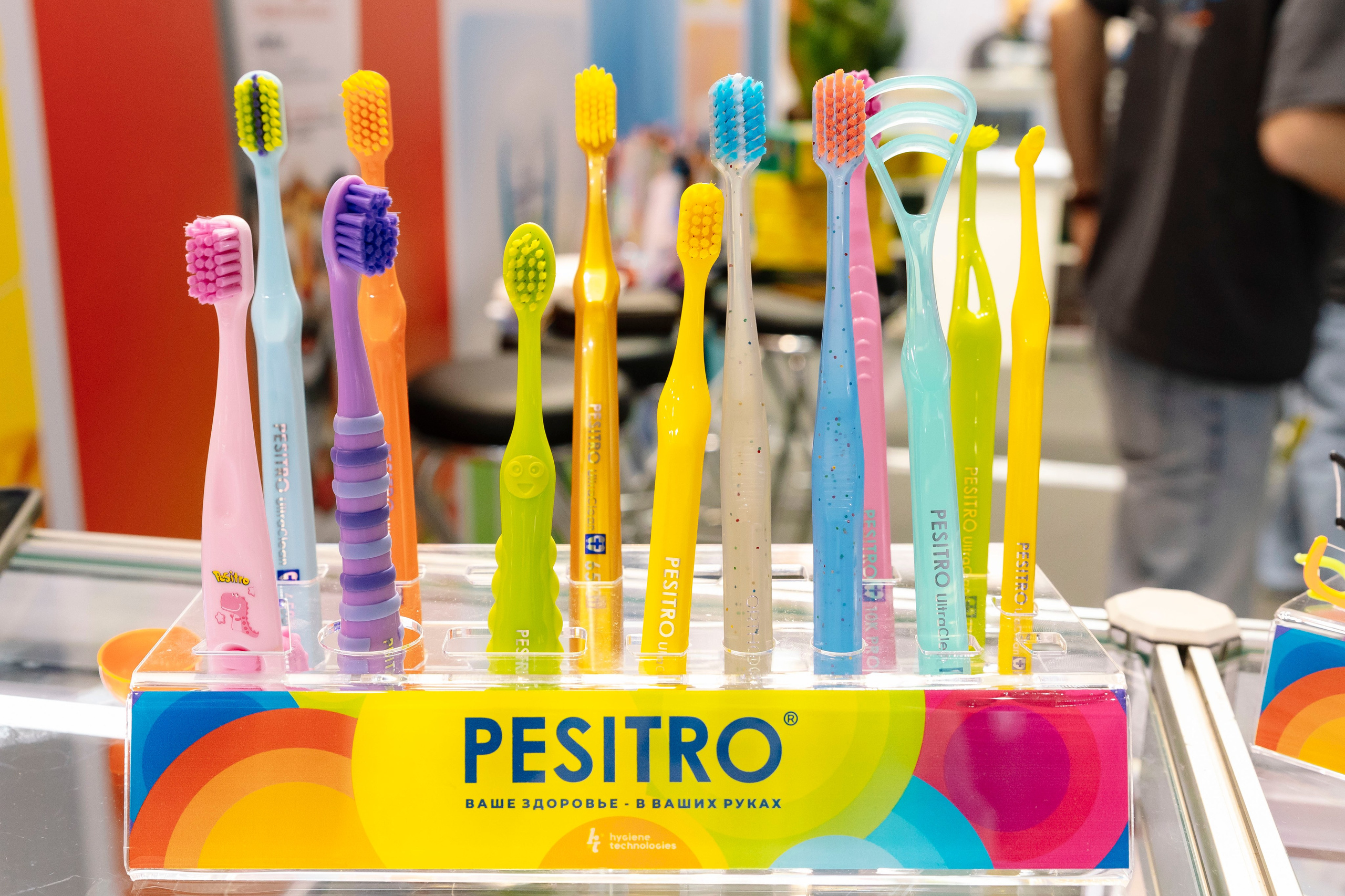 Стоматологическая выставка Dental Salon 2026. Профессиональный фотограф в Москве | Заказать фотосессию и съемку