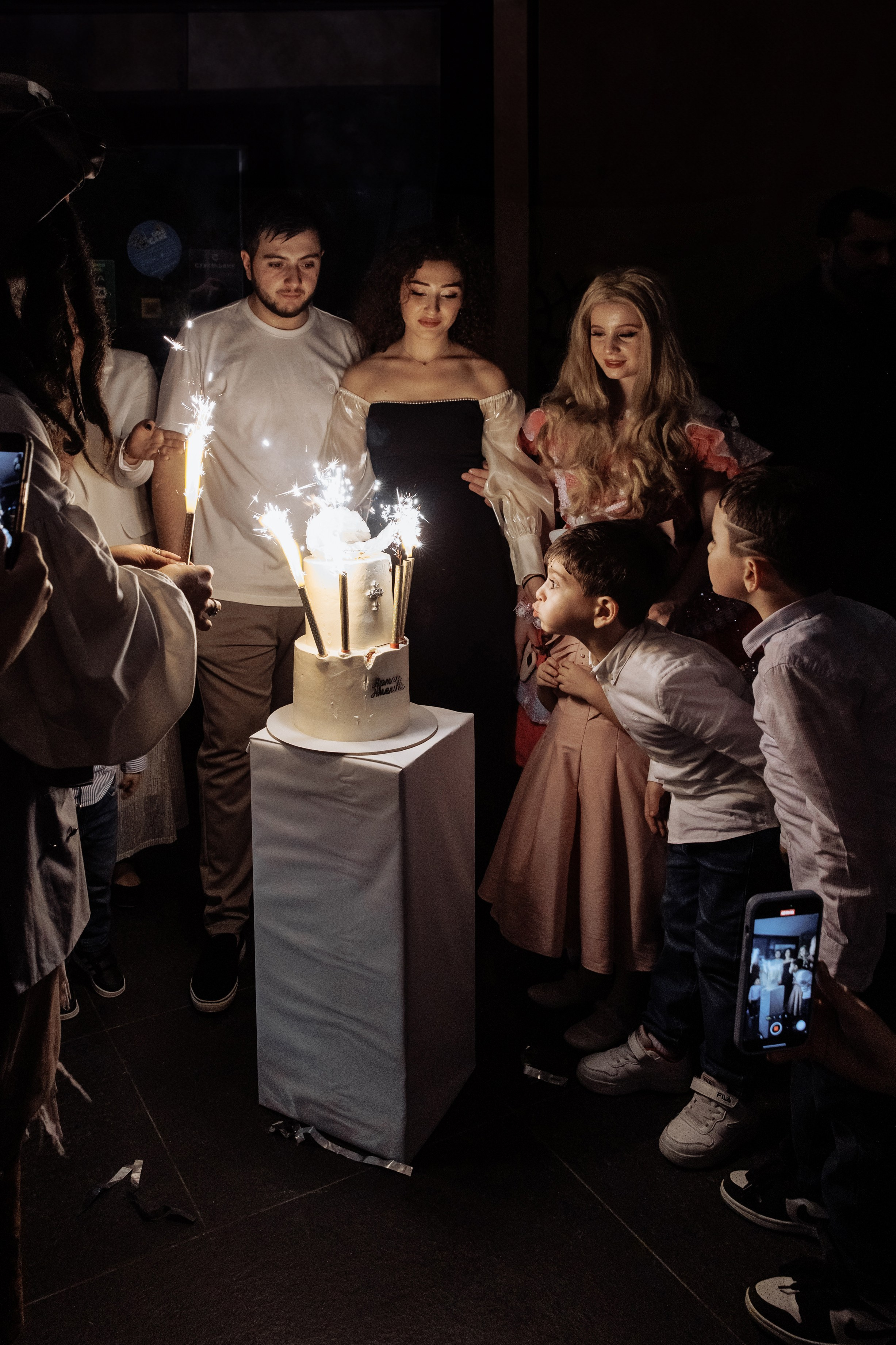 Крестины и день рождения. Семейный фотограф на крещение и венчание